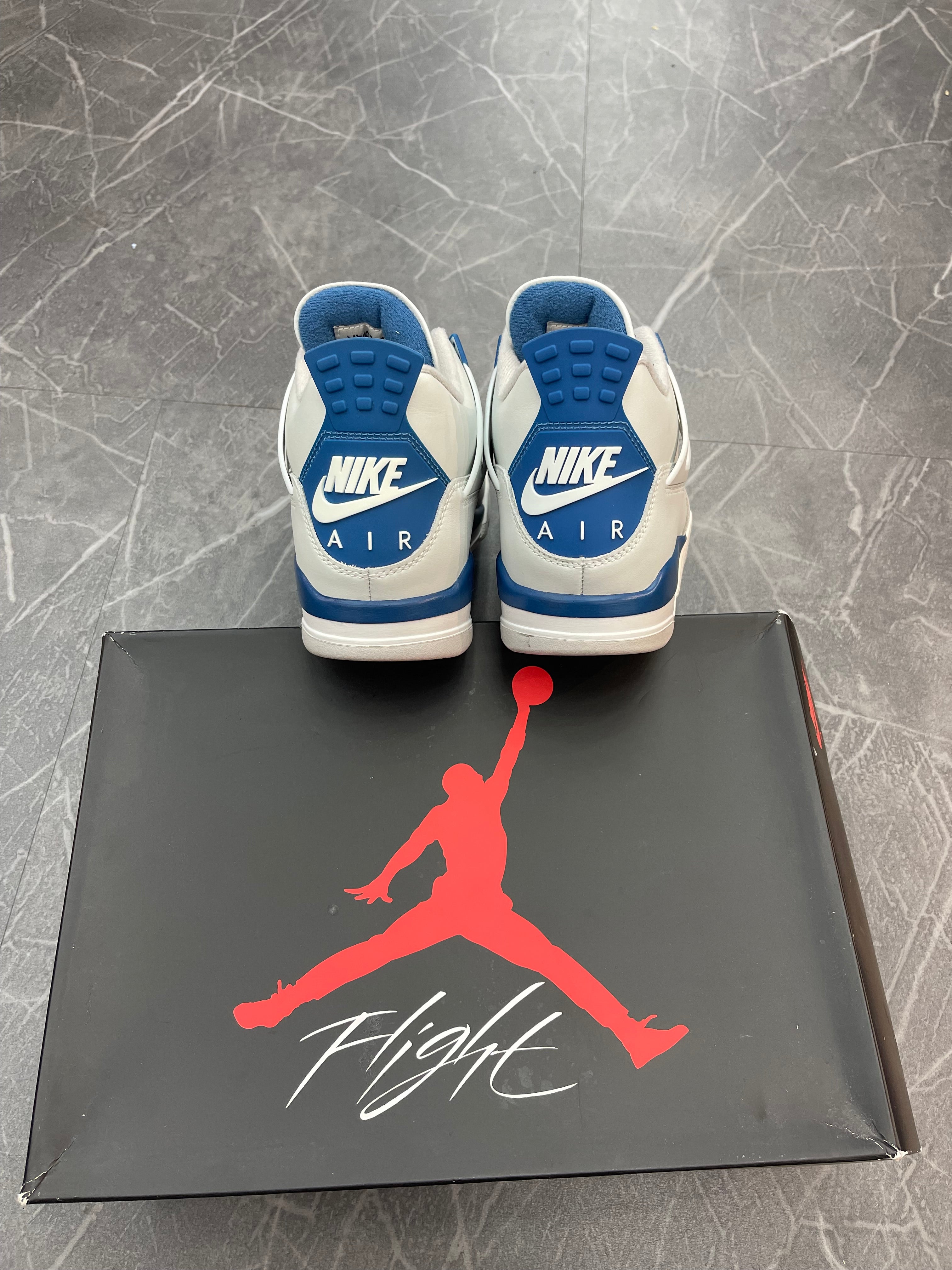 Jordan 4 “Military Blue”
