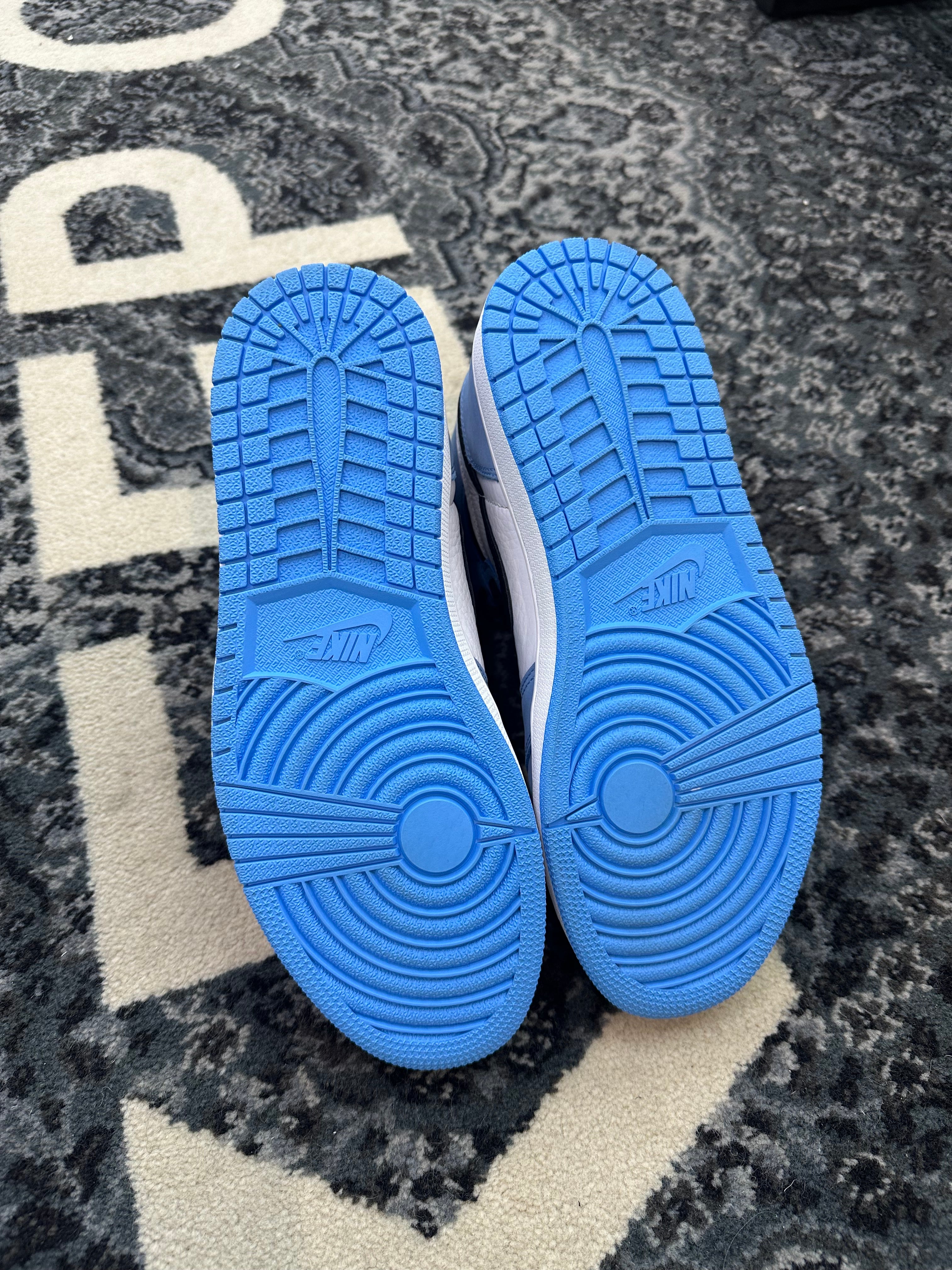 Jordan 1 High “University Blue”