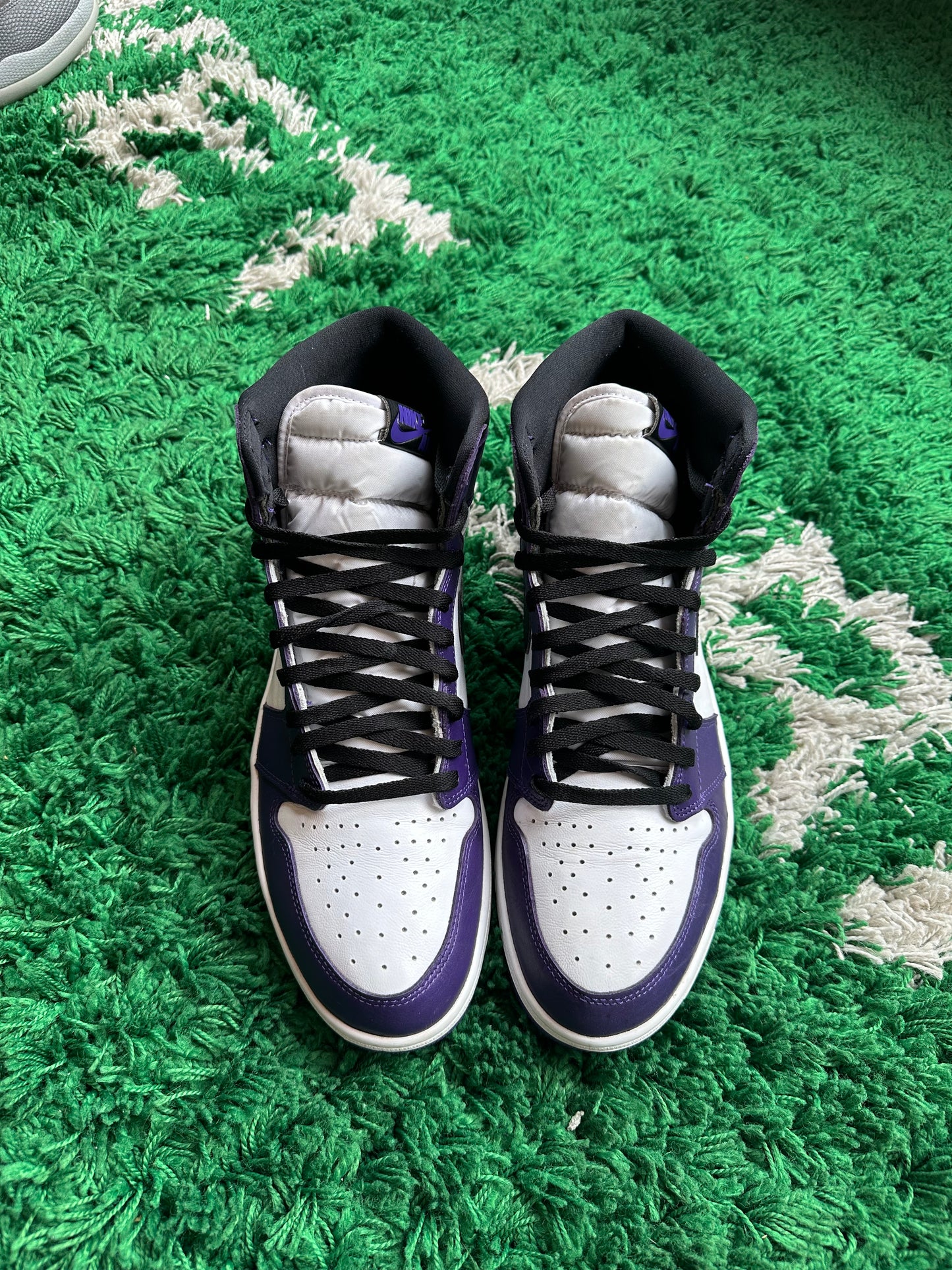Jordan 1 High “Court Purple”