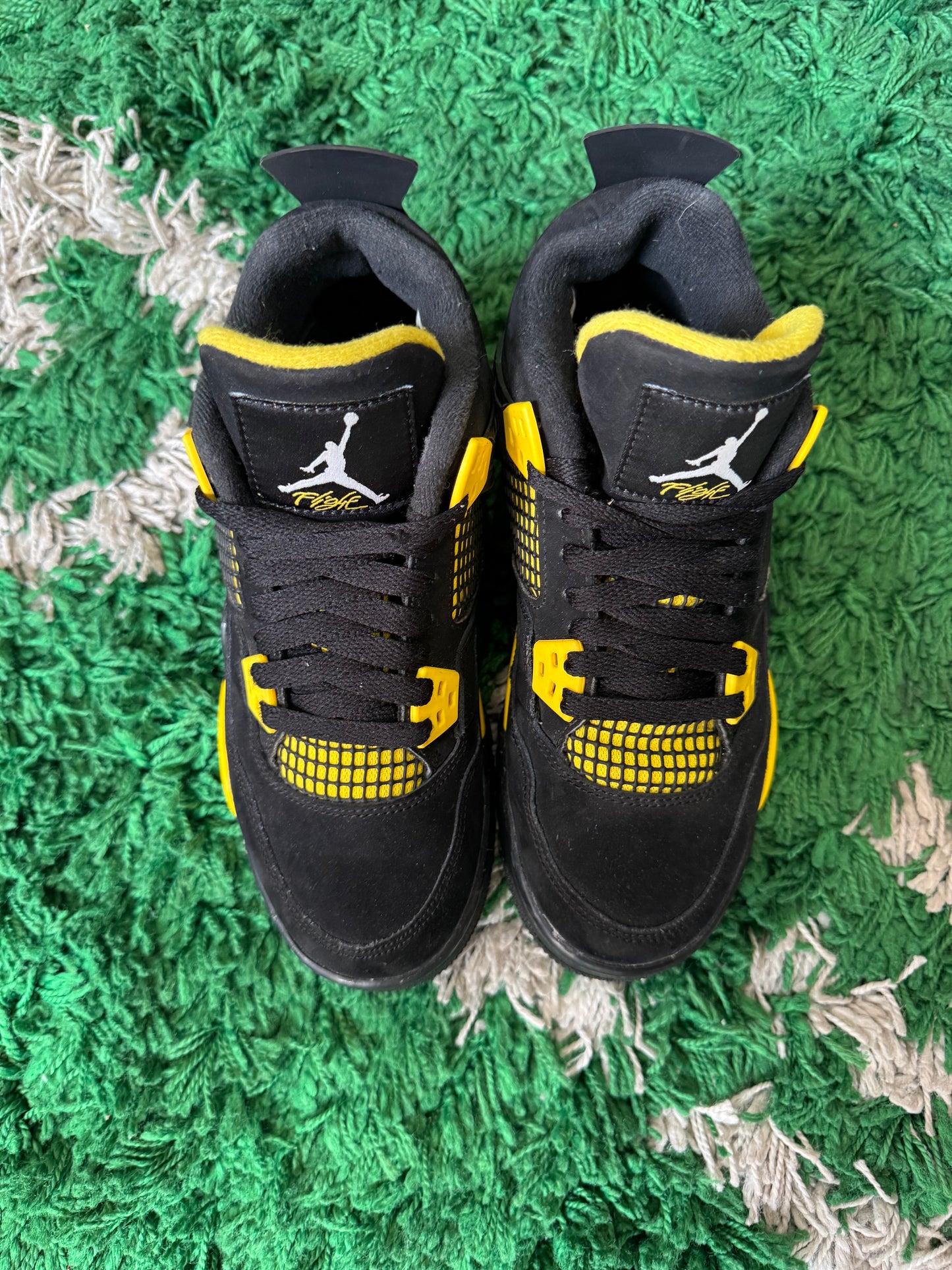 Jordan 4 “Thunder”
