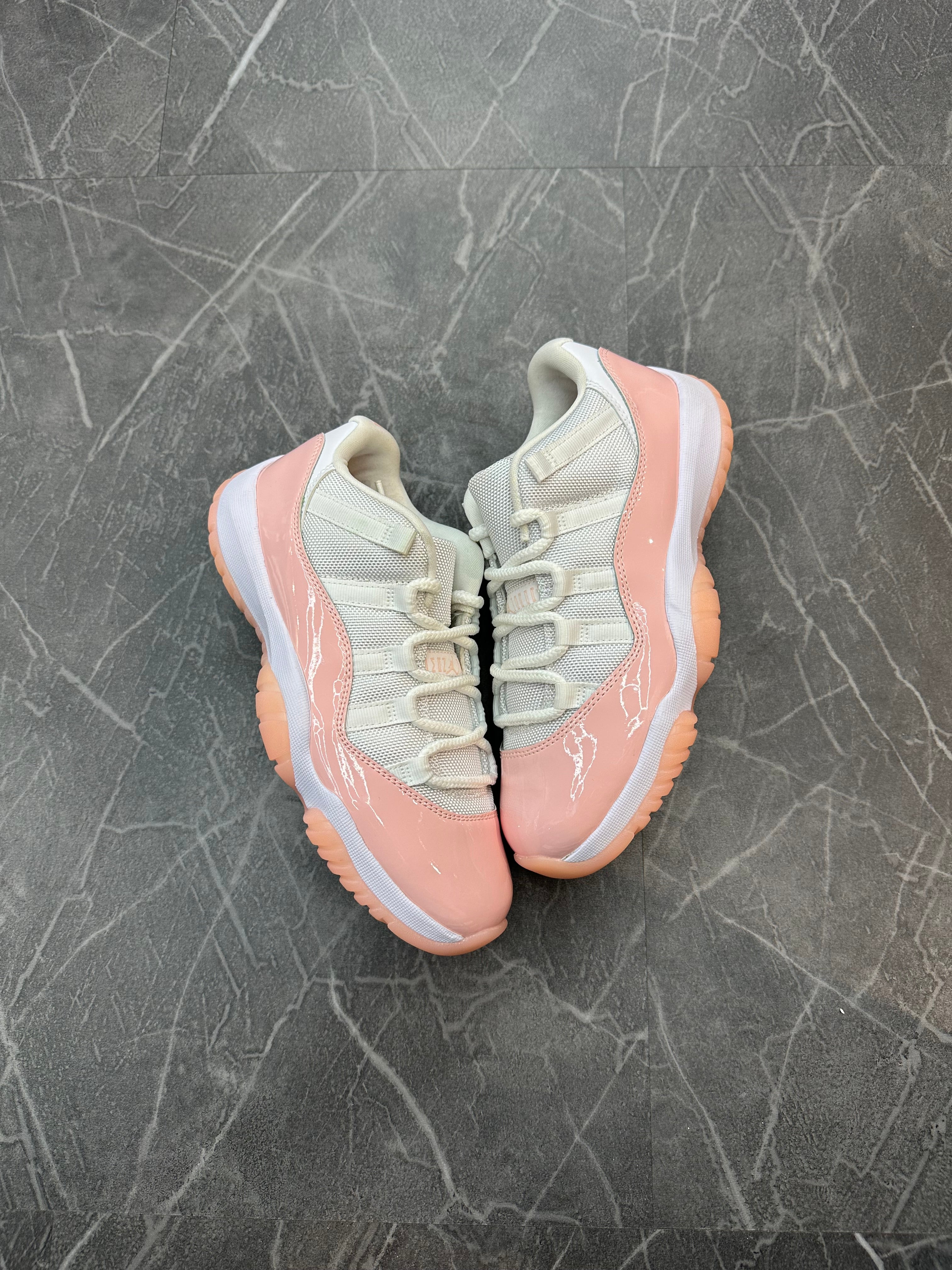 Jordan 11 Low “Legend Pink”