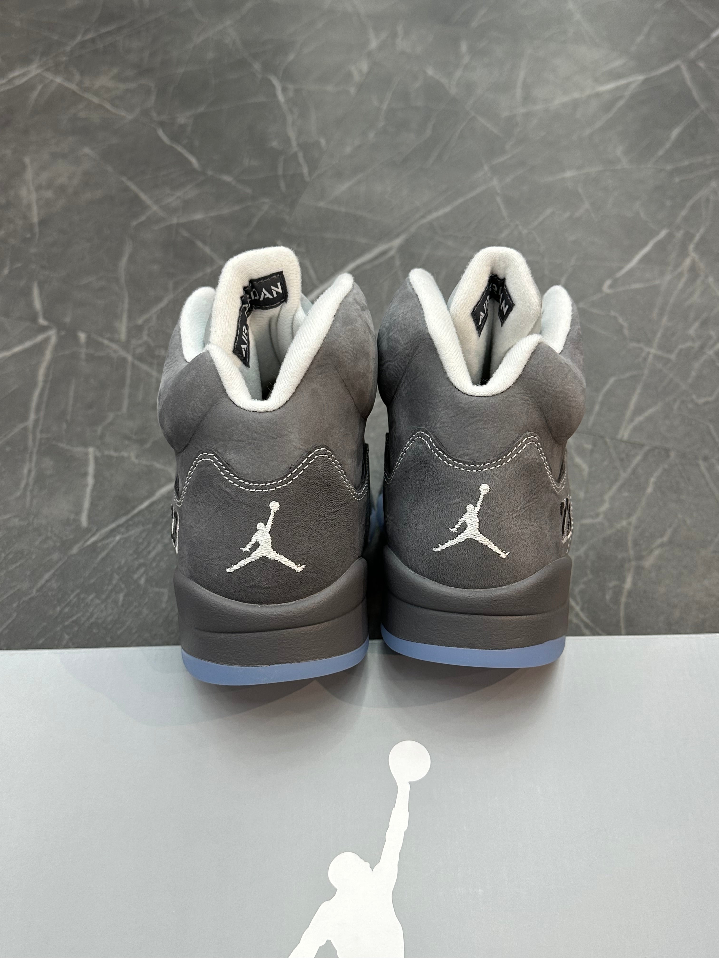 Jordan 5 “Wolf Grey” (2026)