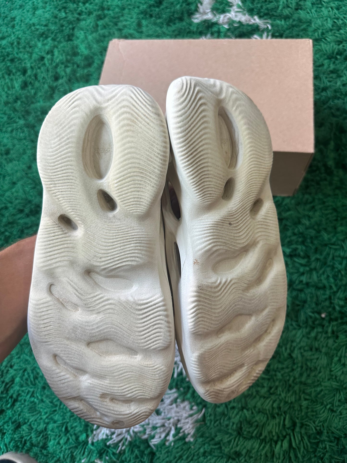 Yeezy Foam Runner “Sand”