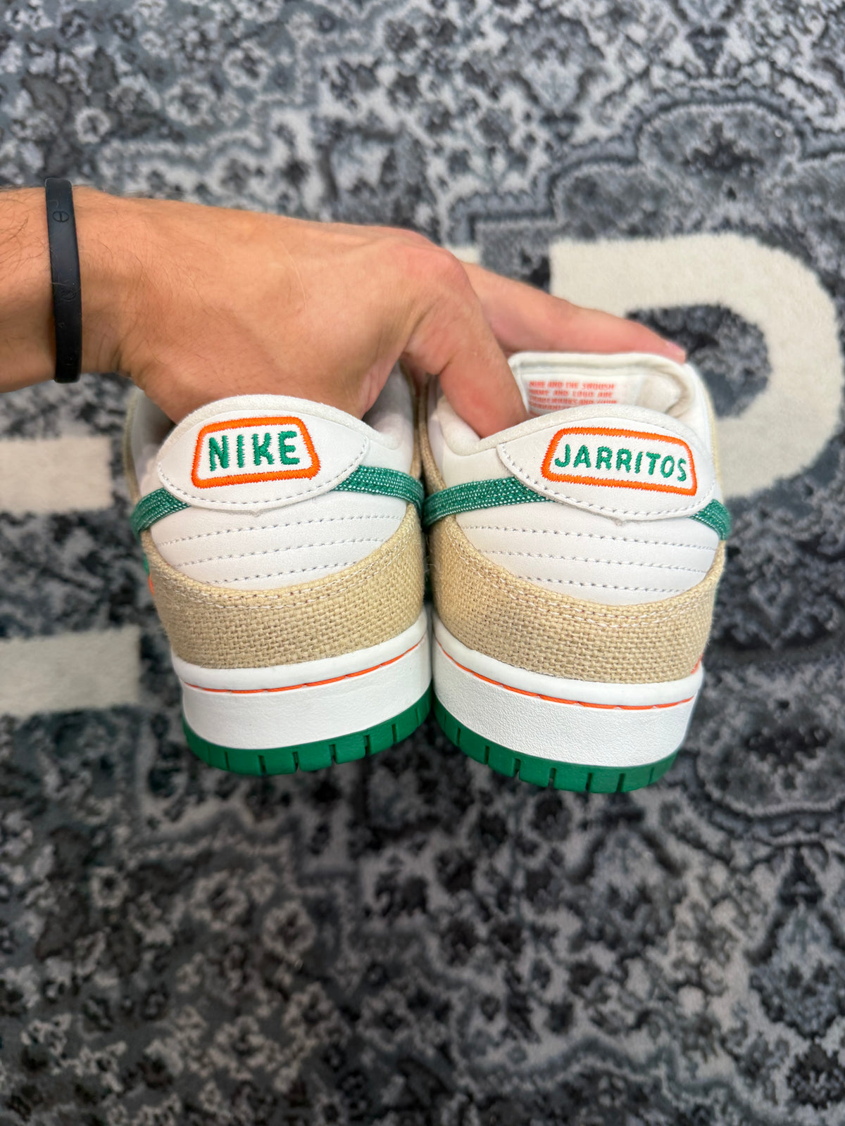 Nike SB Dunk Low “Jarrito”