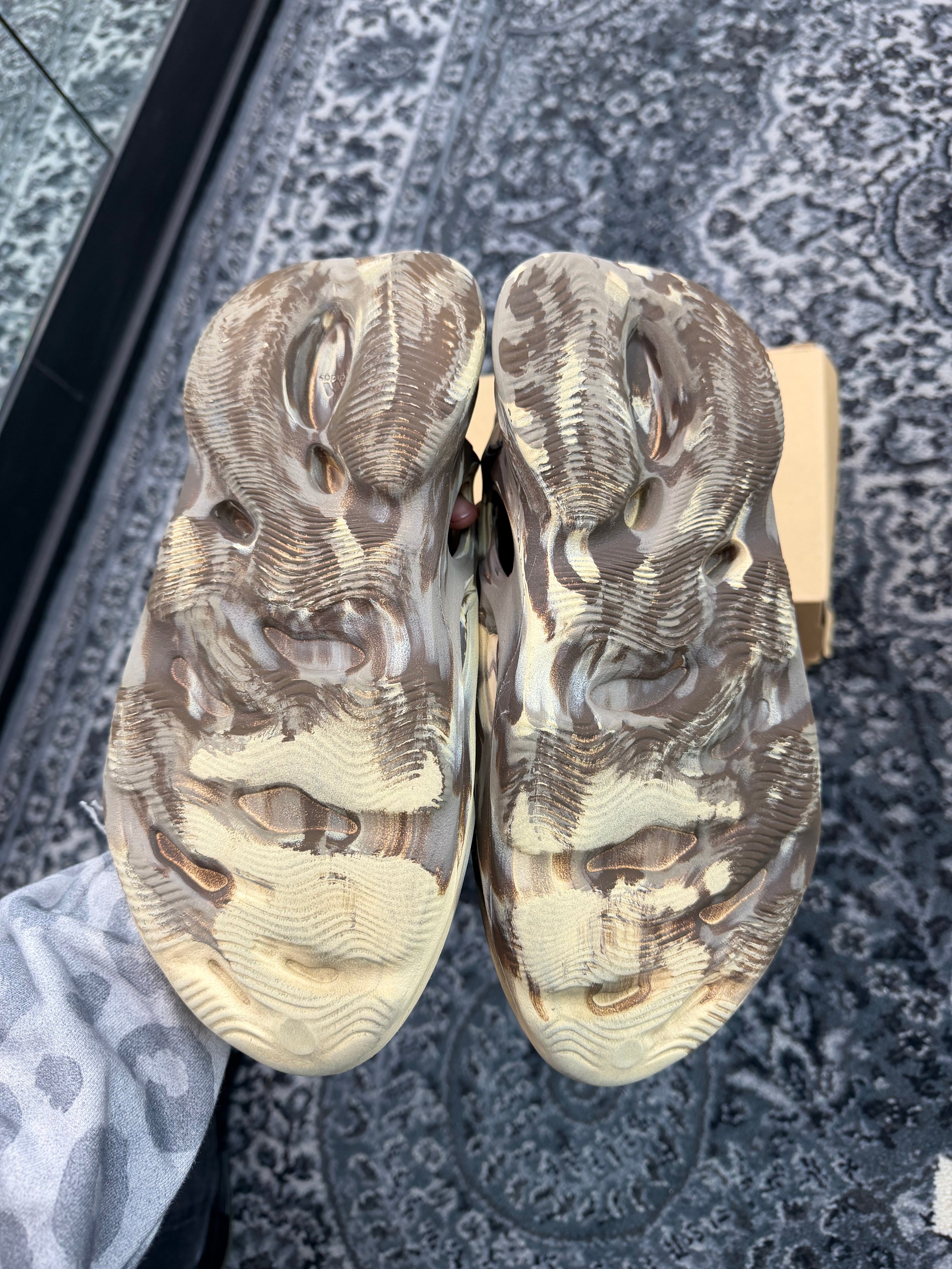 Yeezy Foam Runner “MX Cream Clay”