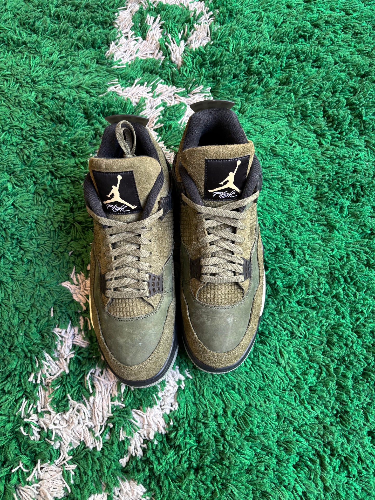 Jordan 4 “Craft Medium Olive”