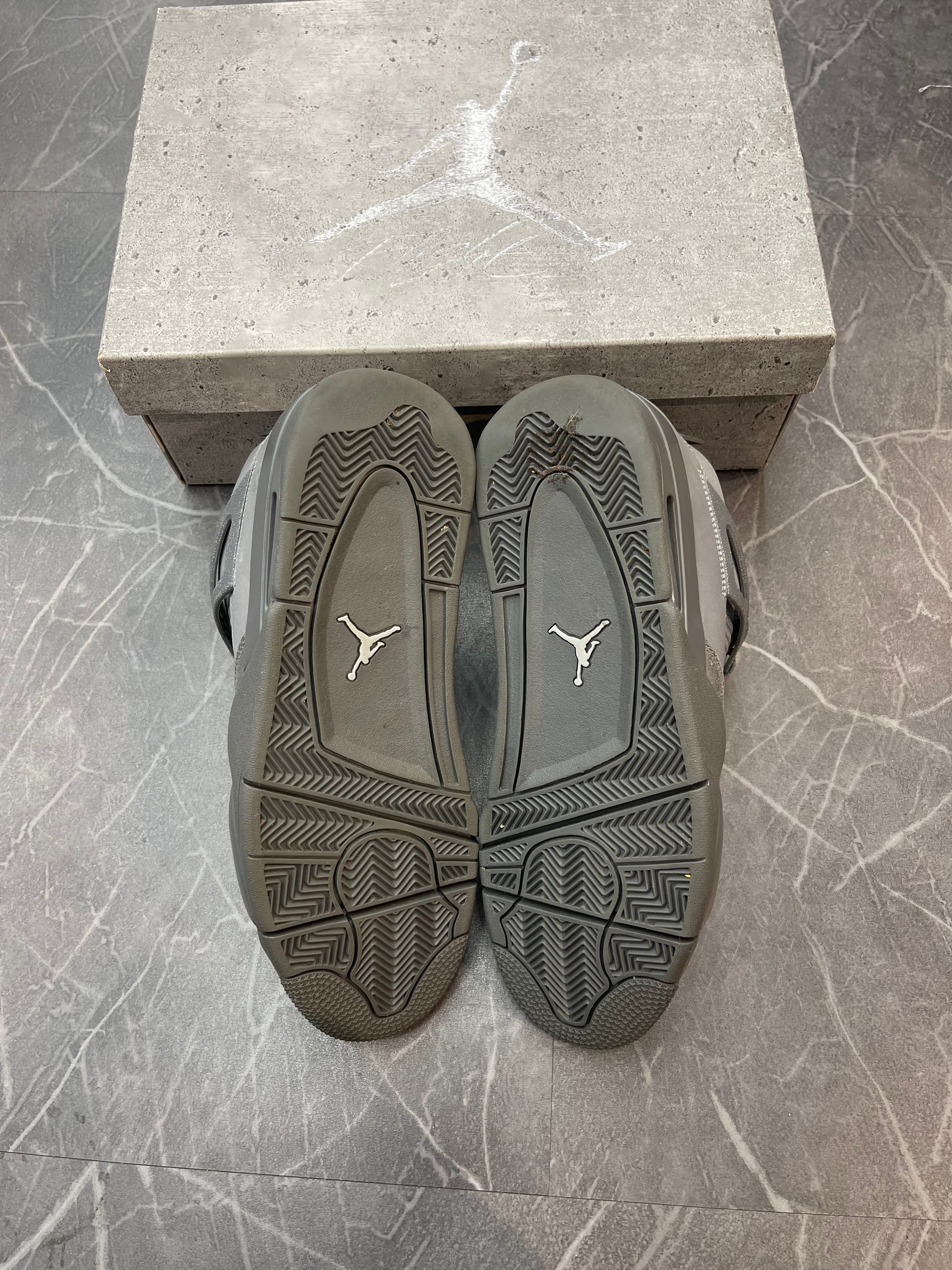 Jordan 4 “Wet Cement”