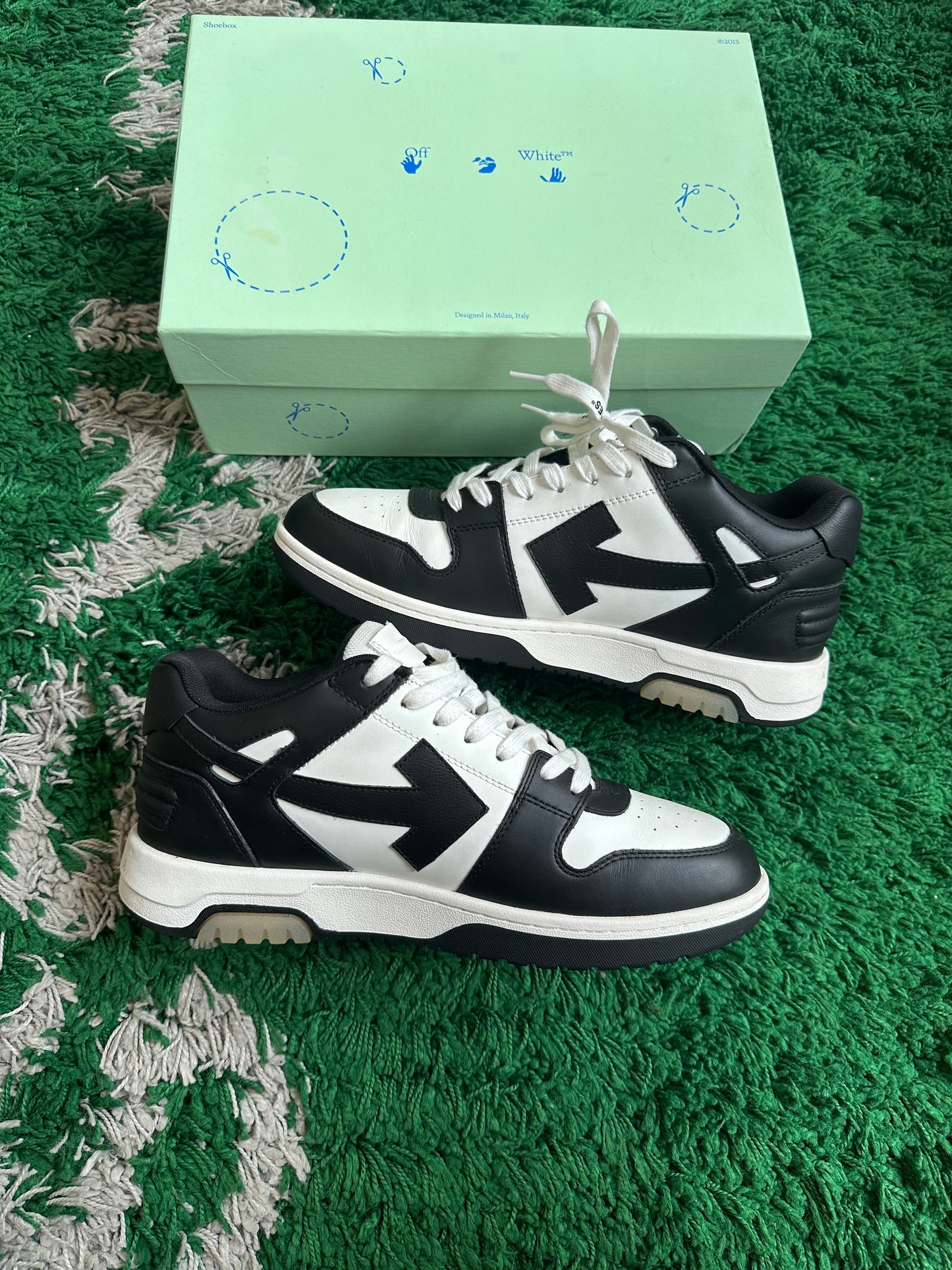Off White Out Of Office “All Black”
