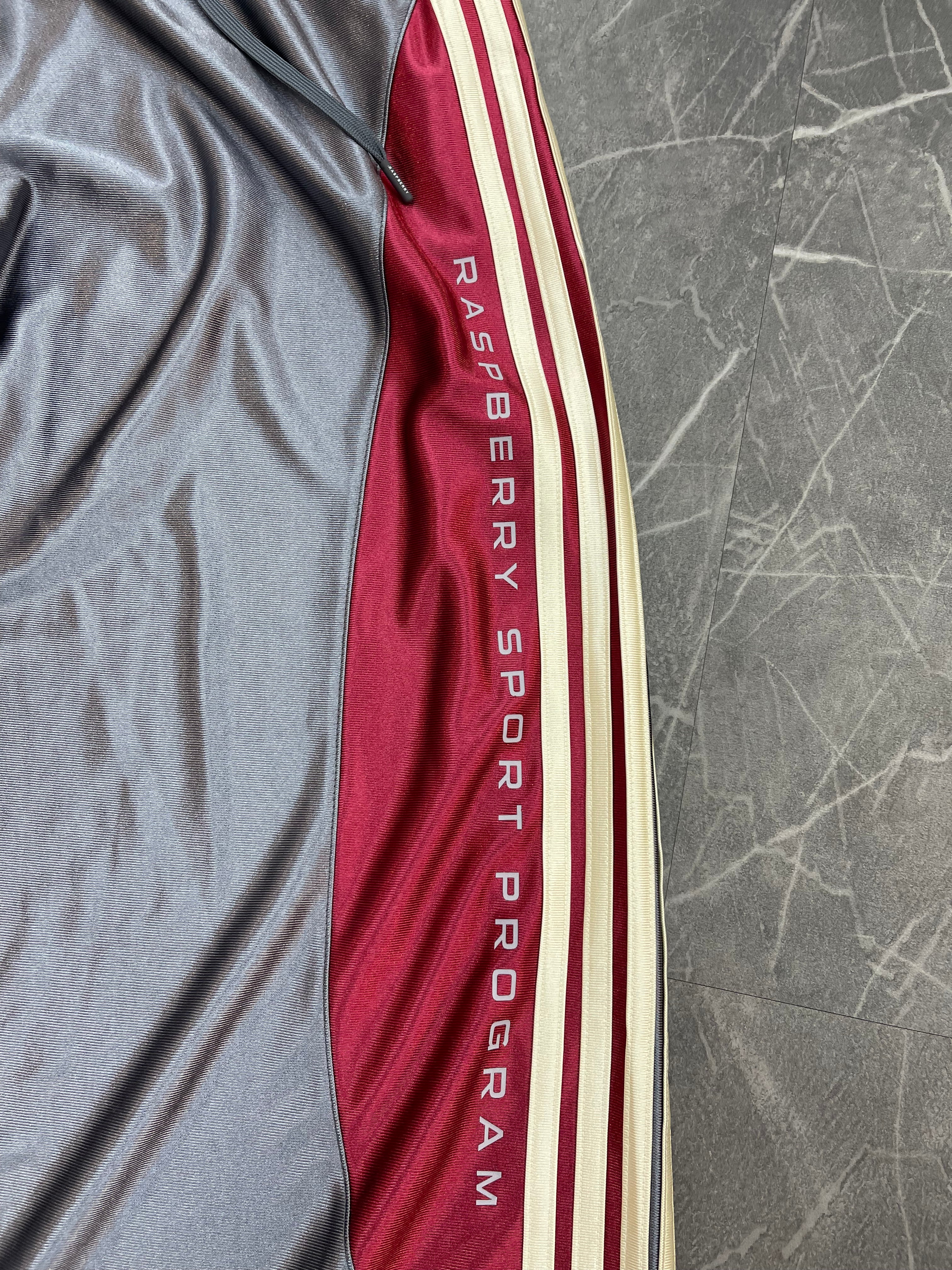 GV Gallery Raspberry Hills Tracy Mcgrady Sweatpants