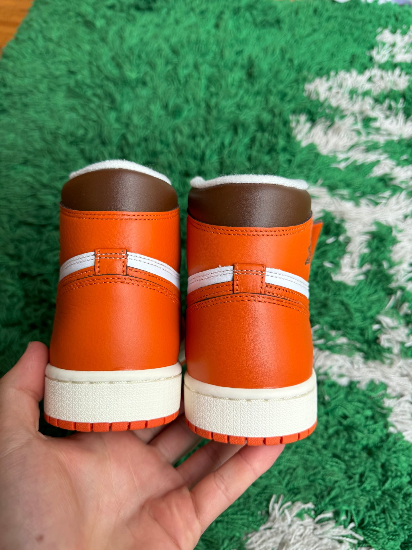 Jordan 1 High “Starfish”
