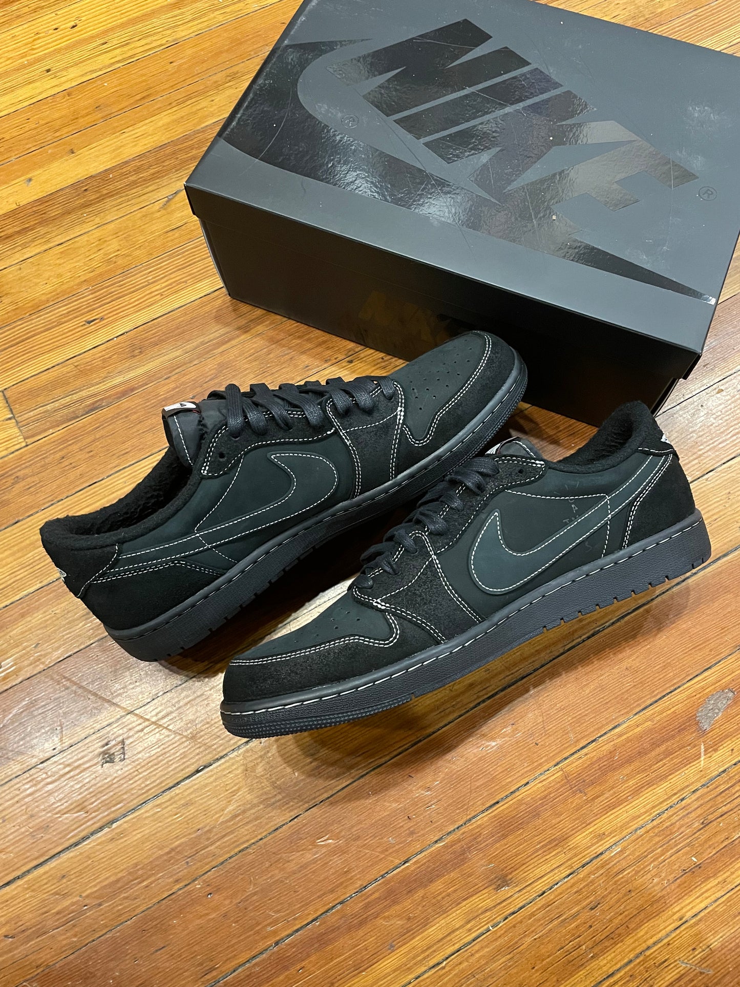 Jordan 1 Low x Travis Scott “Phantom”