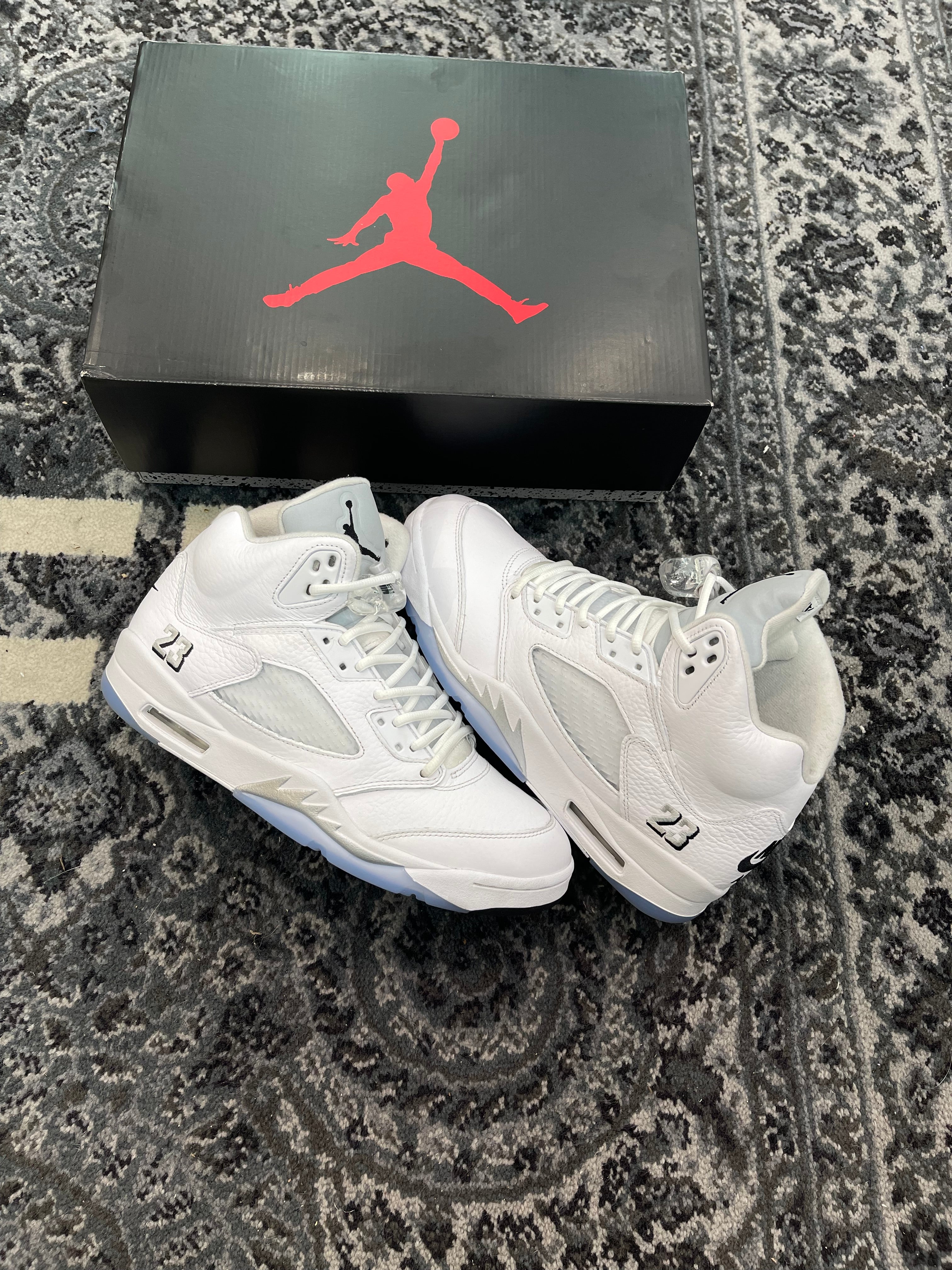 Jordan 5 “White Metallic”