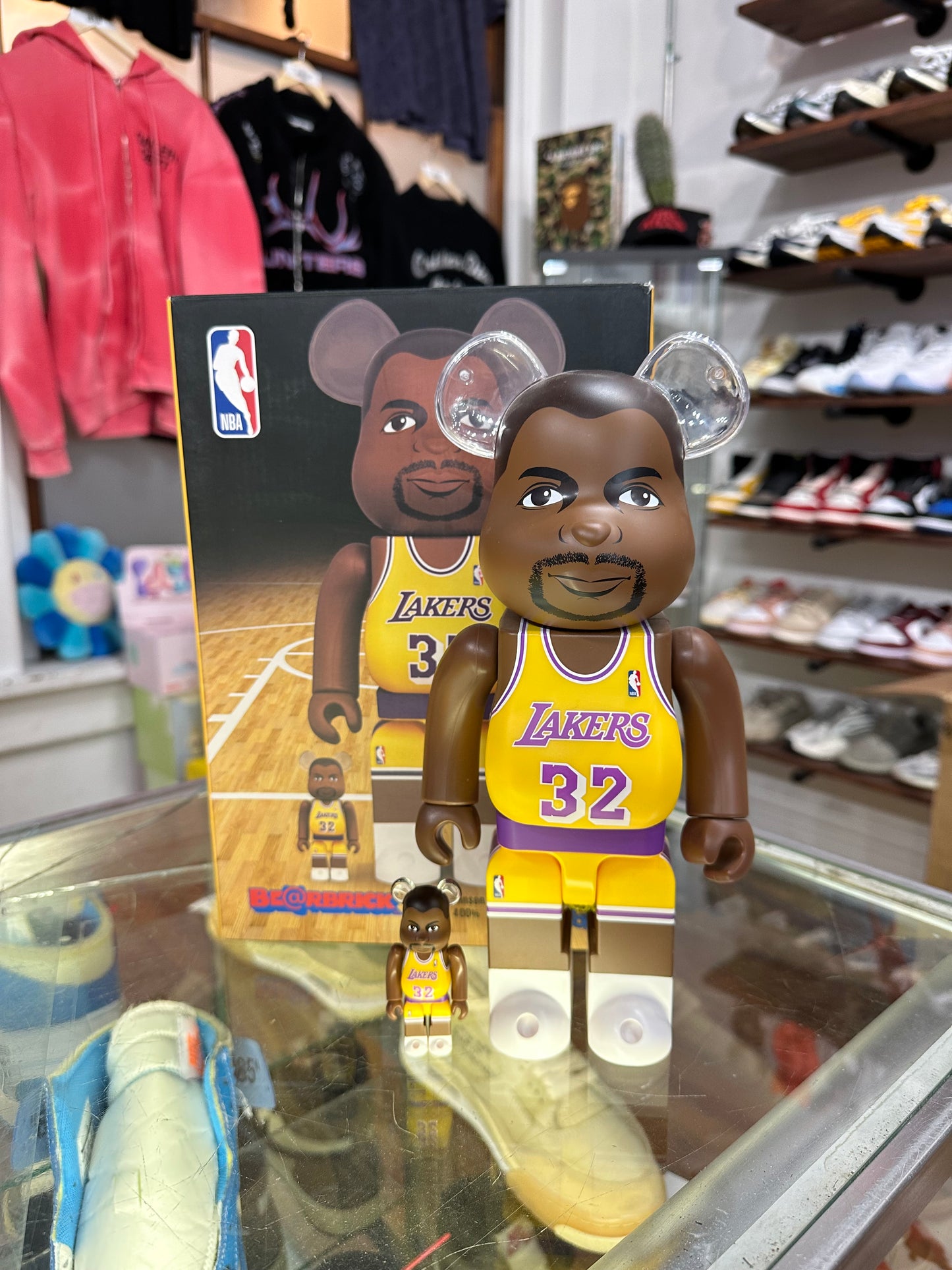 BearBrick 400% & 100% “Lakers Magic Johnson”