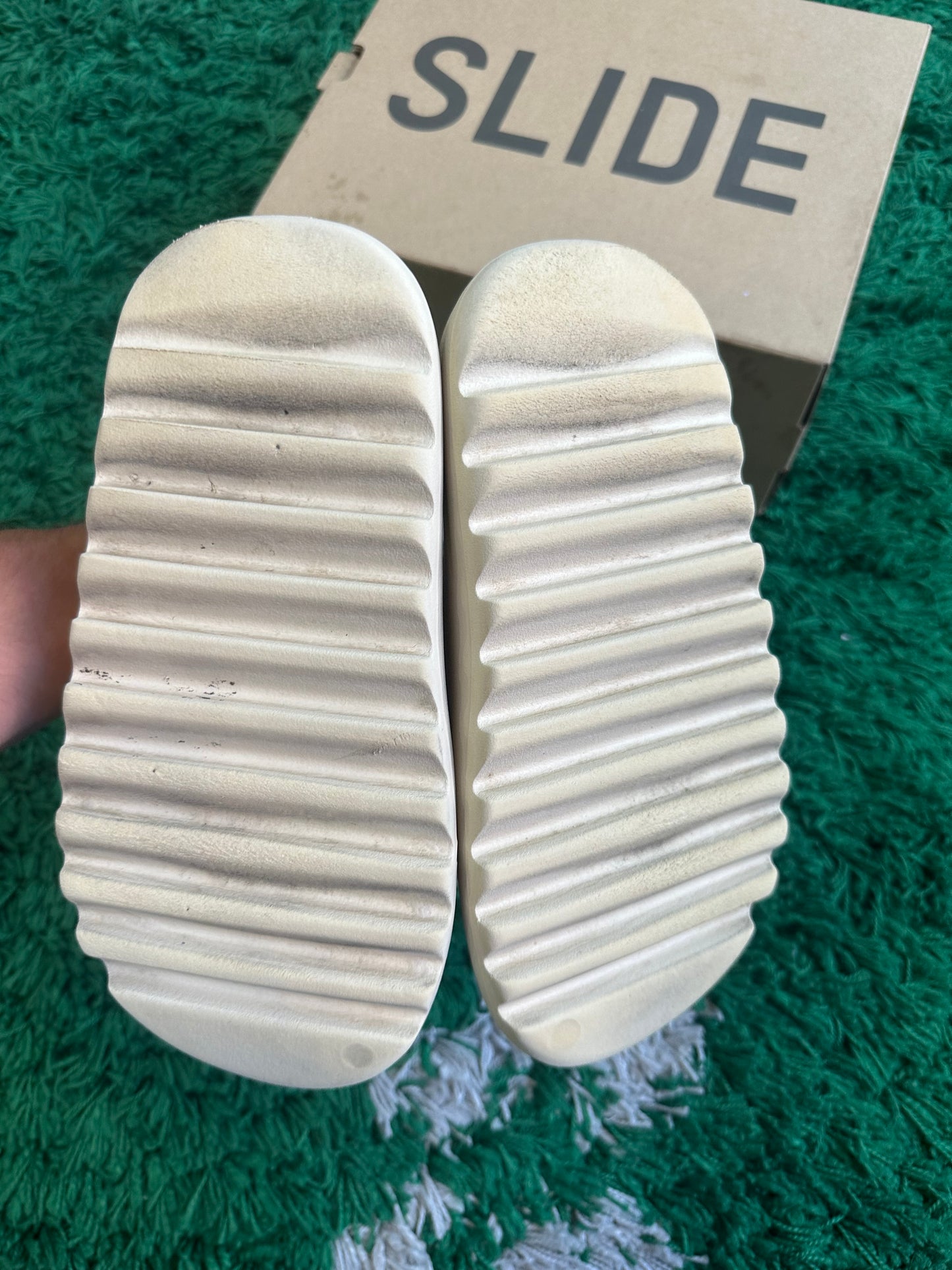Yeezy Slides “Bone”