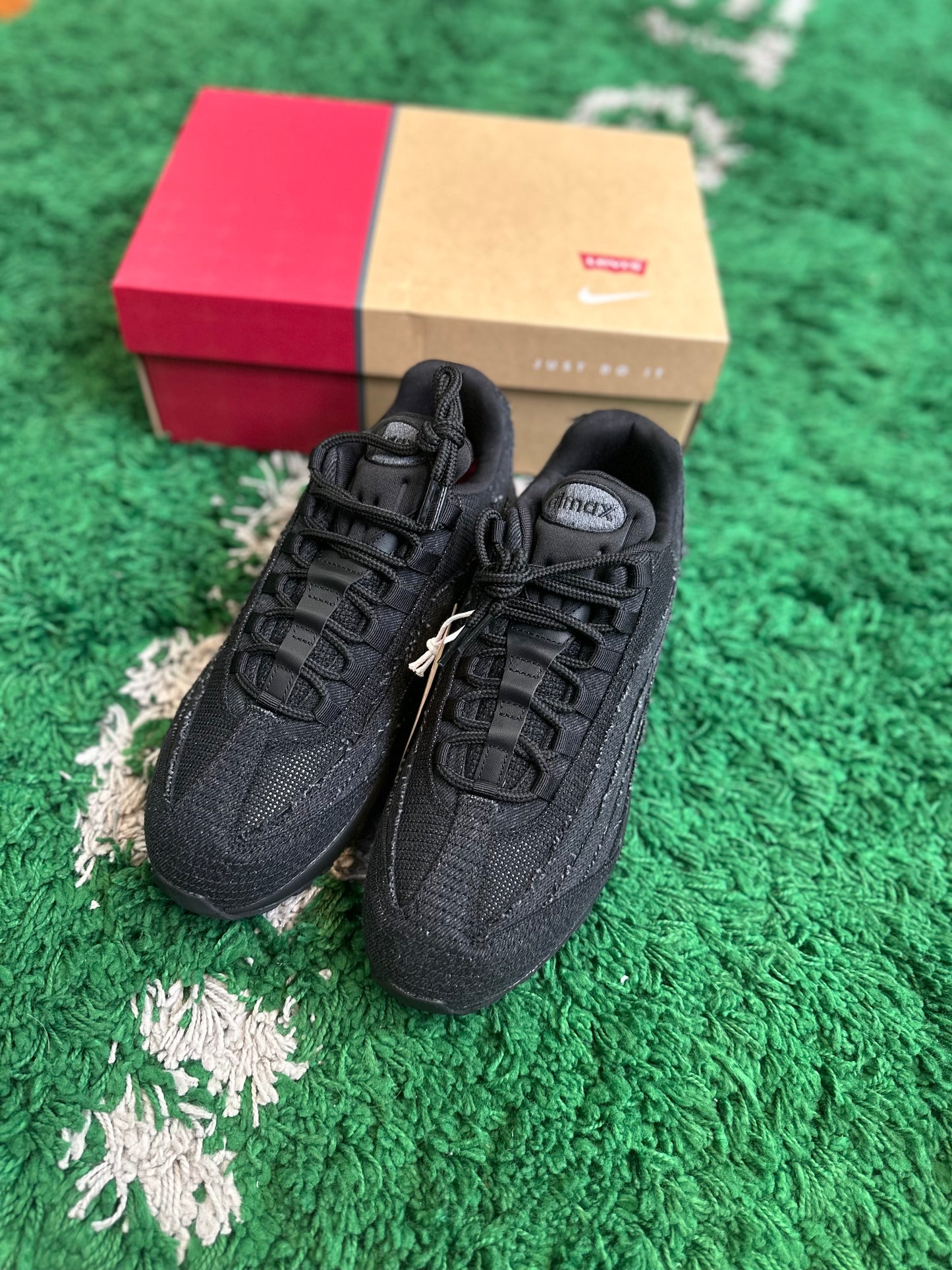 Nike Air Max 95 x Levi’s Black