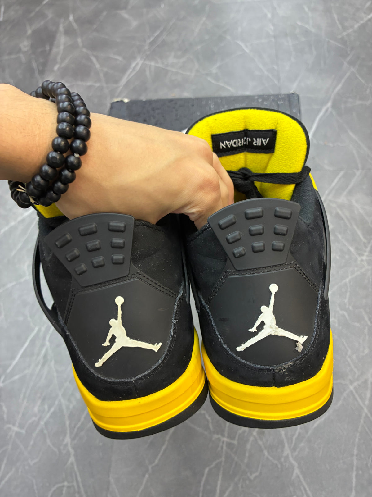 Jordan 4 “Thunder”