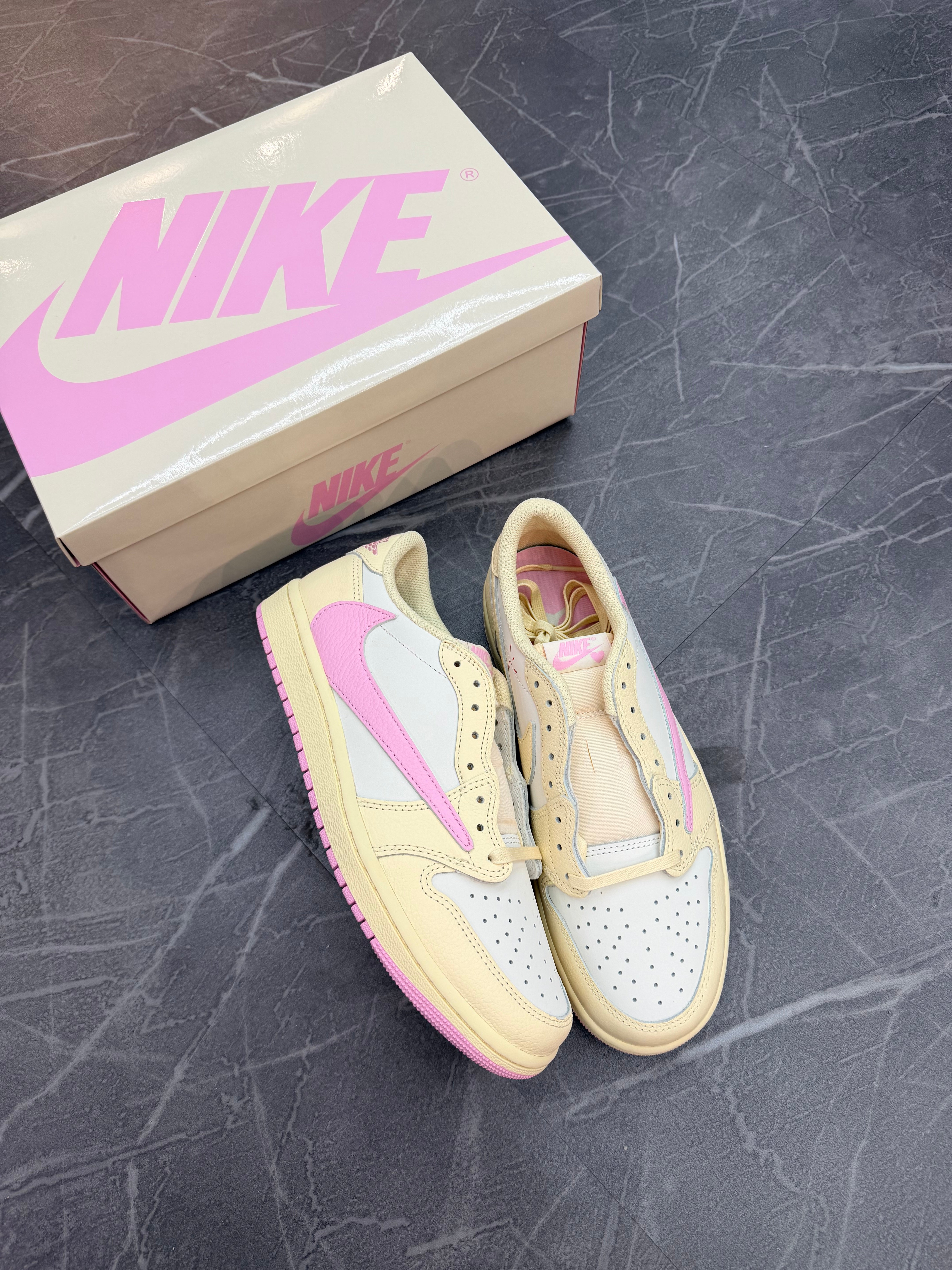 Travis Scott Jordan 1 Low “Shy Pink”