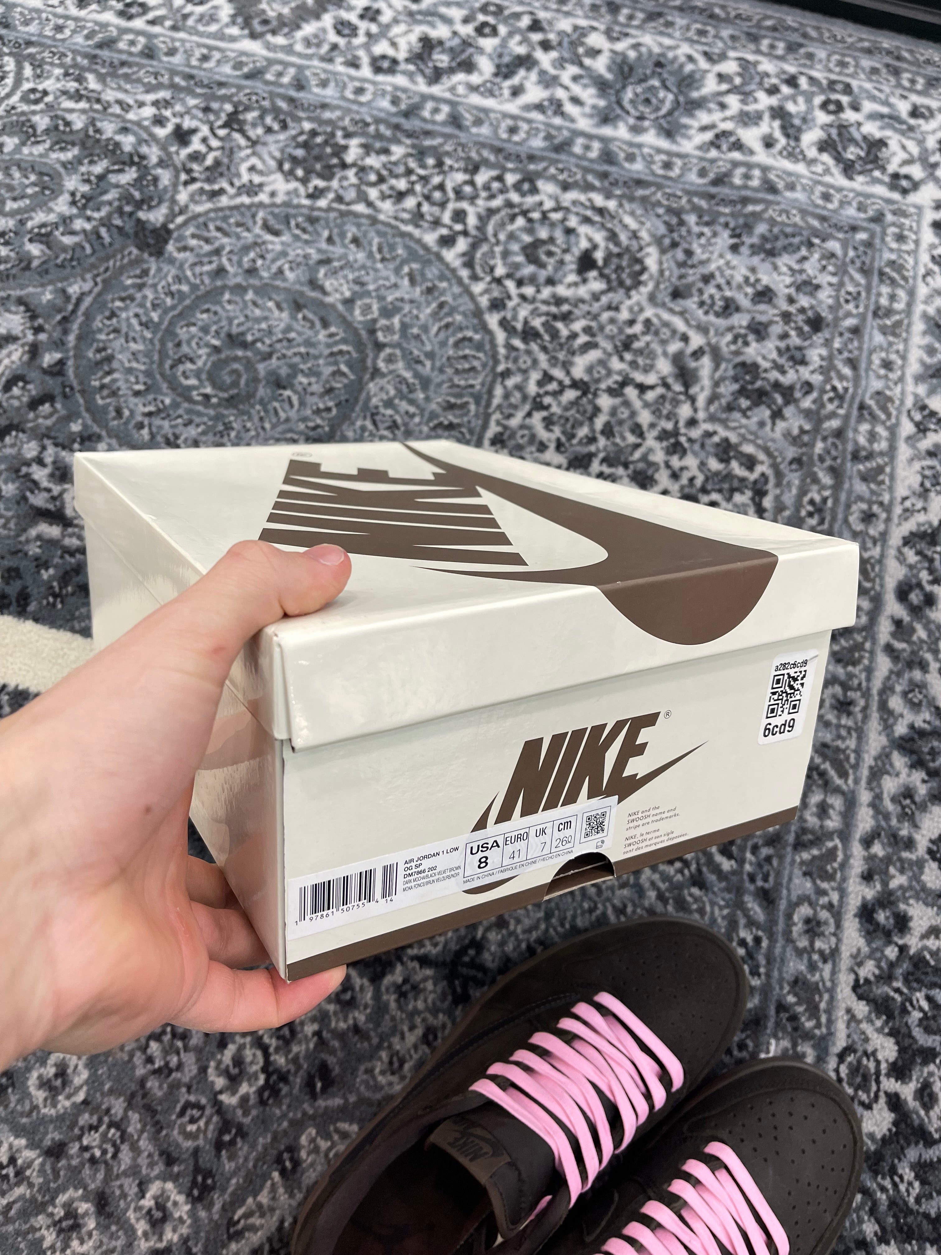 Travis Scott Jordan 1 Low “Velvet Brown”