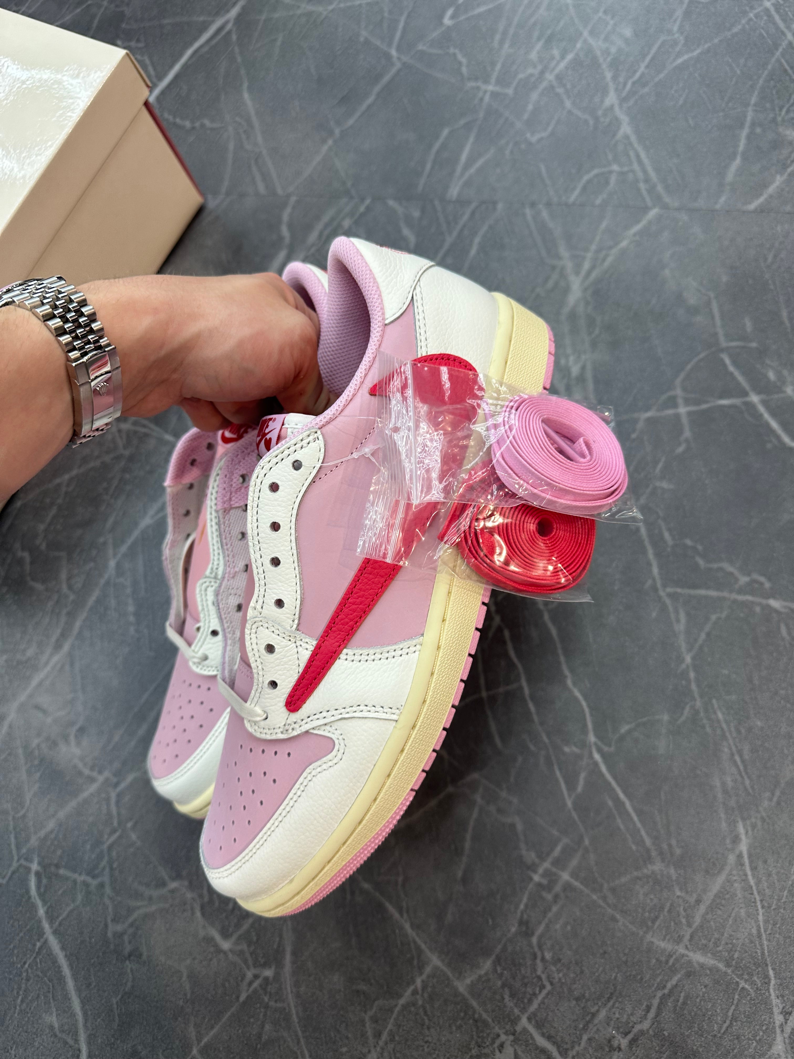 Travis Scott Jordan 1 Low “ Sail Tropical Pink”