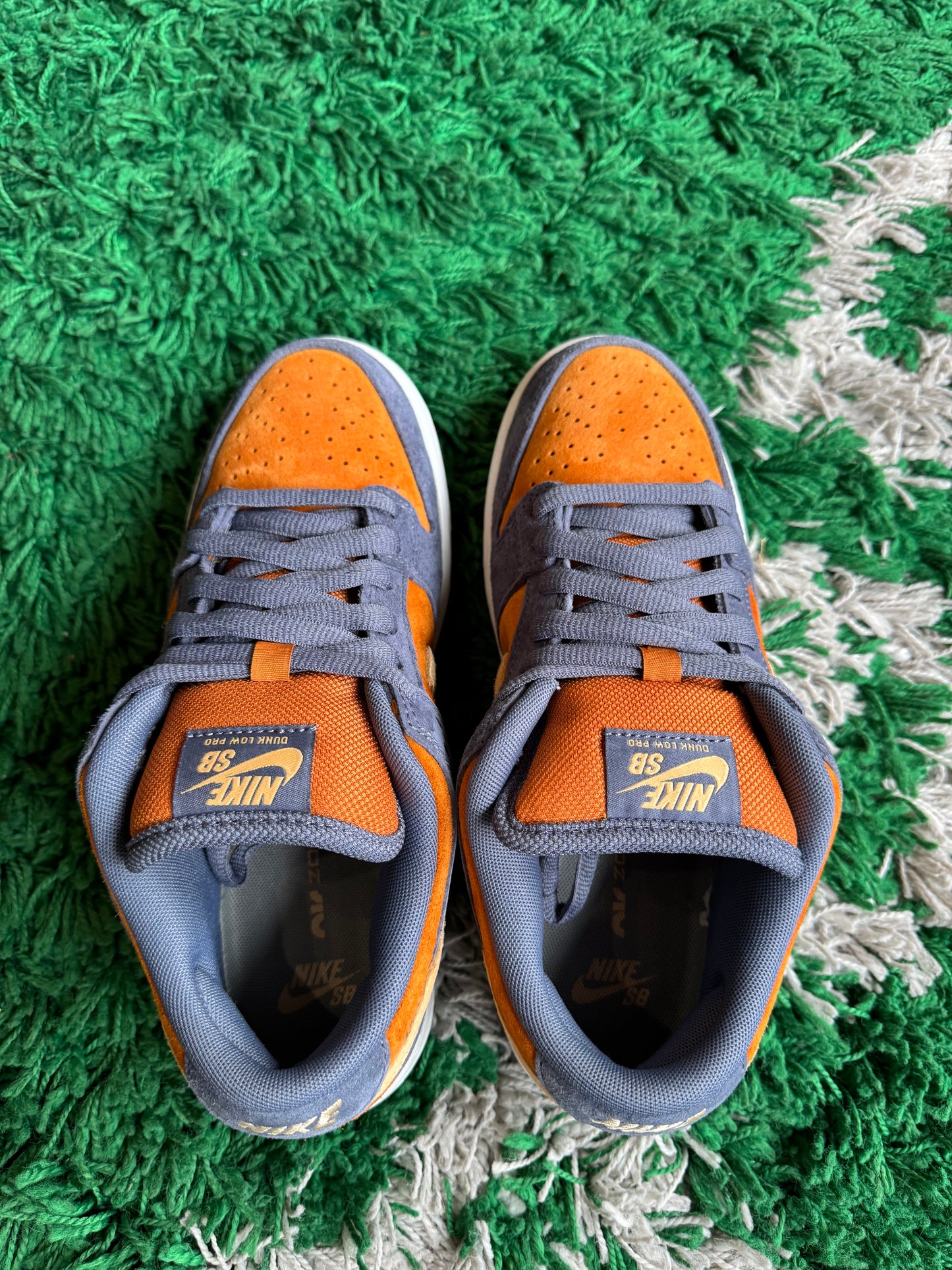 Nike Dunk Low SB “Light Monarch”