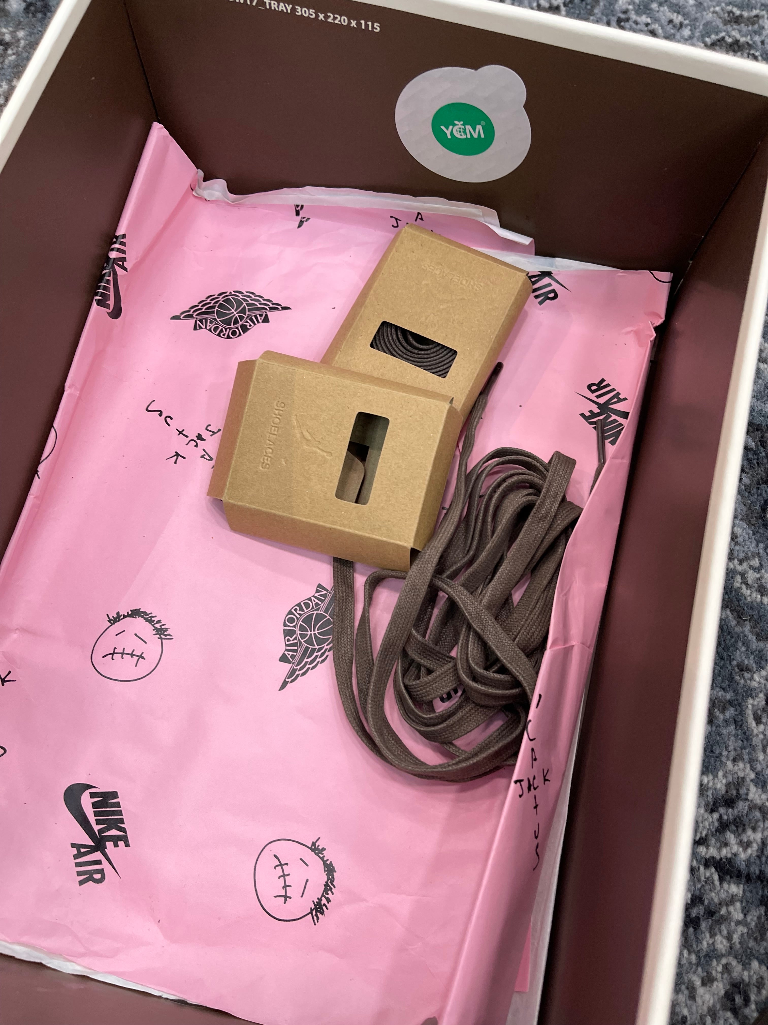 Travis Scott Jordan 1 Low “Velvet Brown”