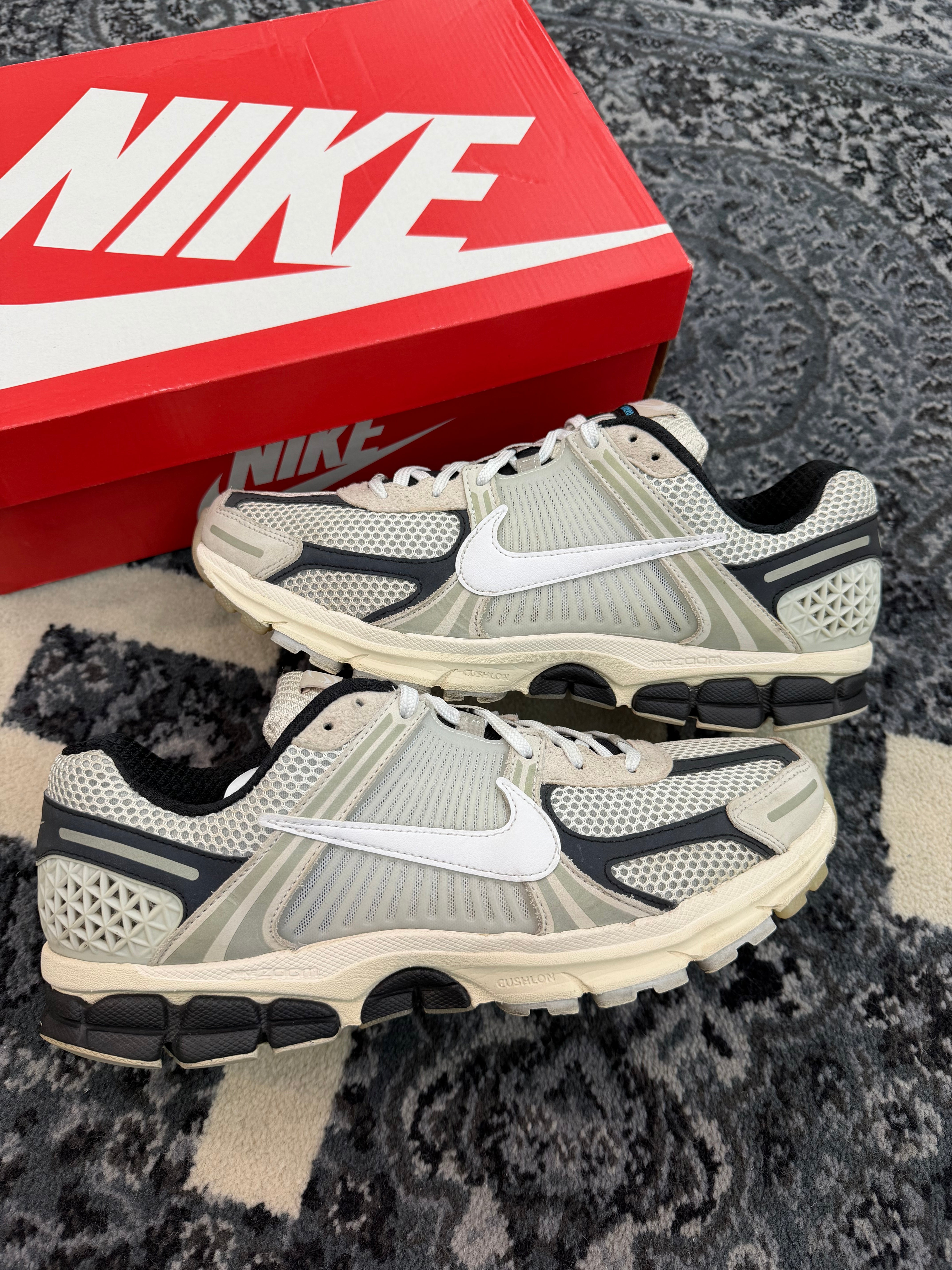 Nike Zoom Vomero “Supersonic Light Bone”