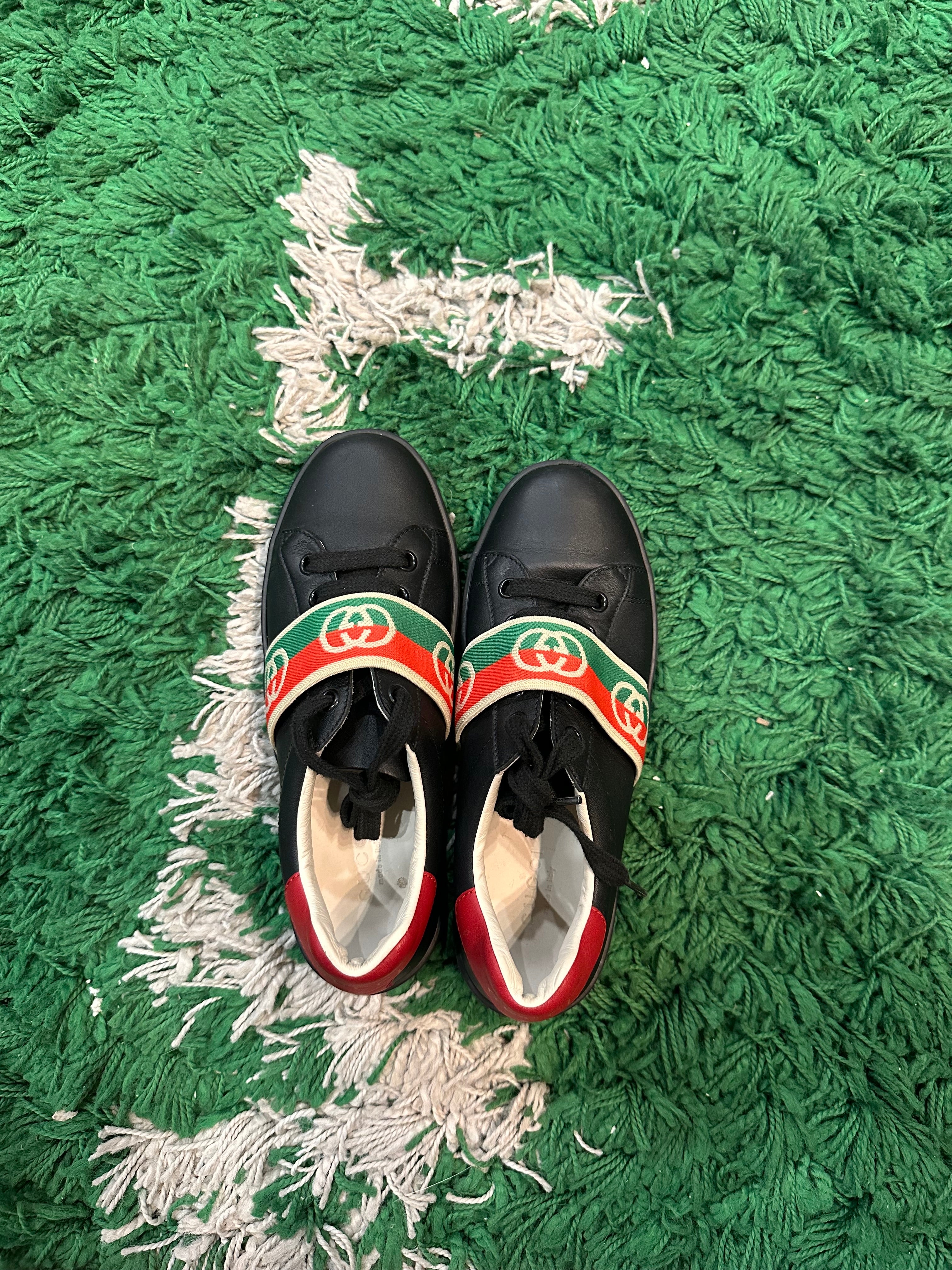 Gucci Low Top “Classic Black”