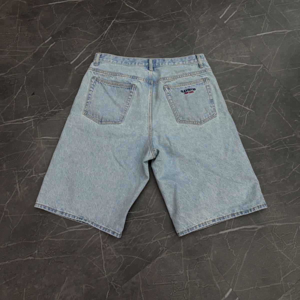 Supreme Baggy Denim Short Washed Indigo (Size 32) (Lightly Worn)