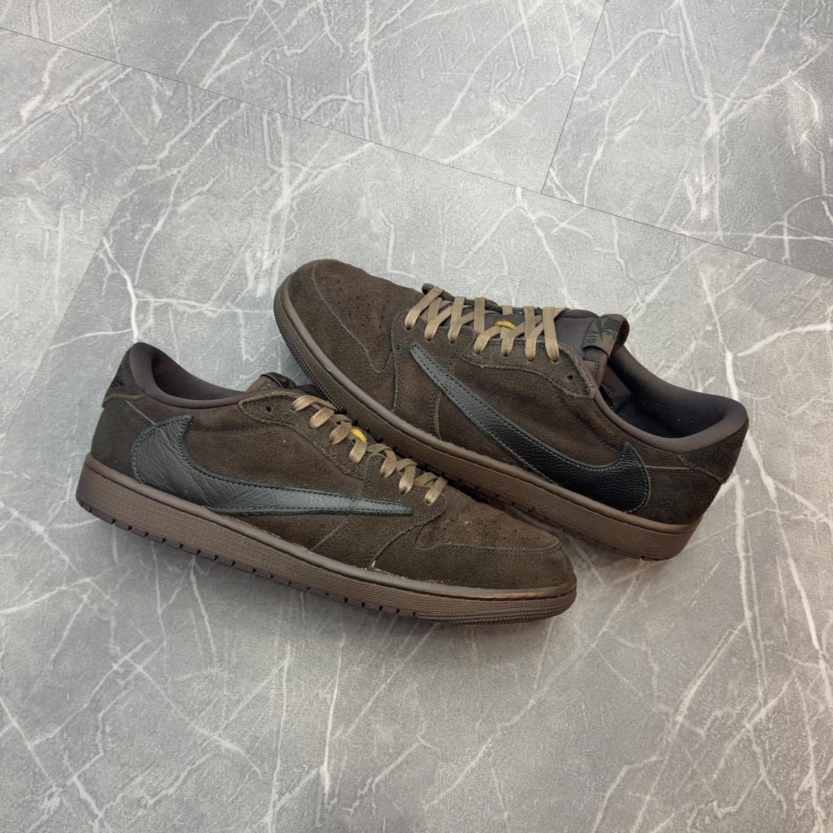 Jordan 1 Retro Low OG SP Travis Scott Velvet Brown (Size 13) (Lightly Worn)