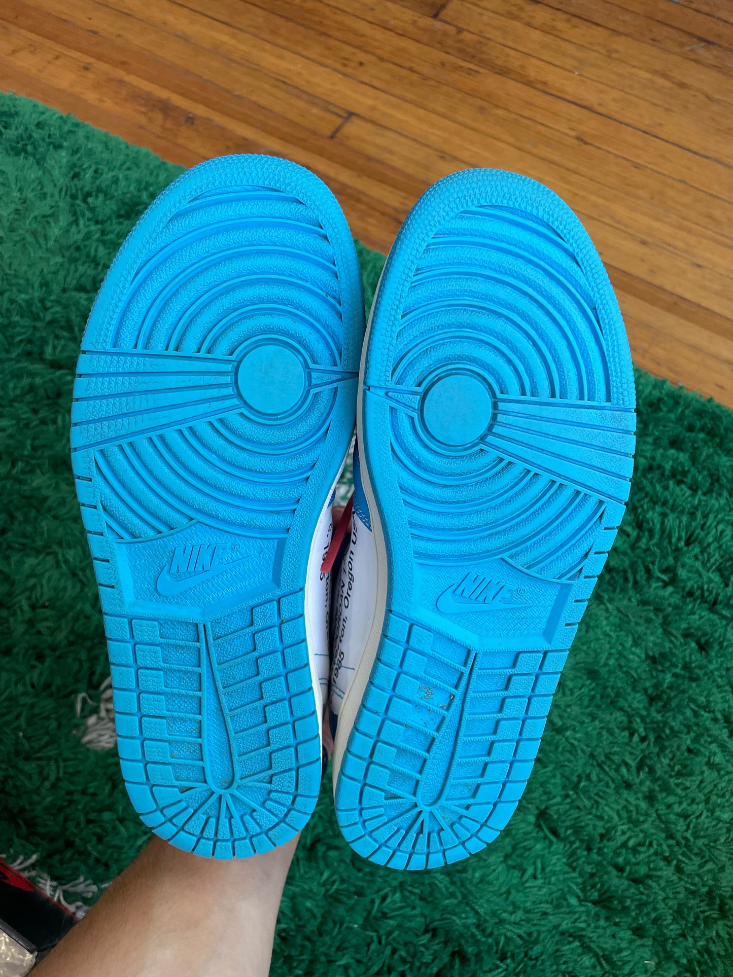 Jordan 1 High x Off White “University Blue”