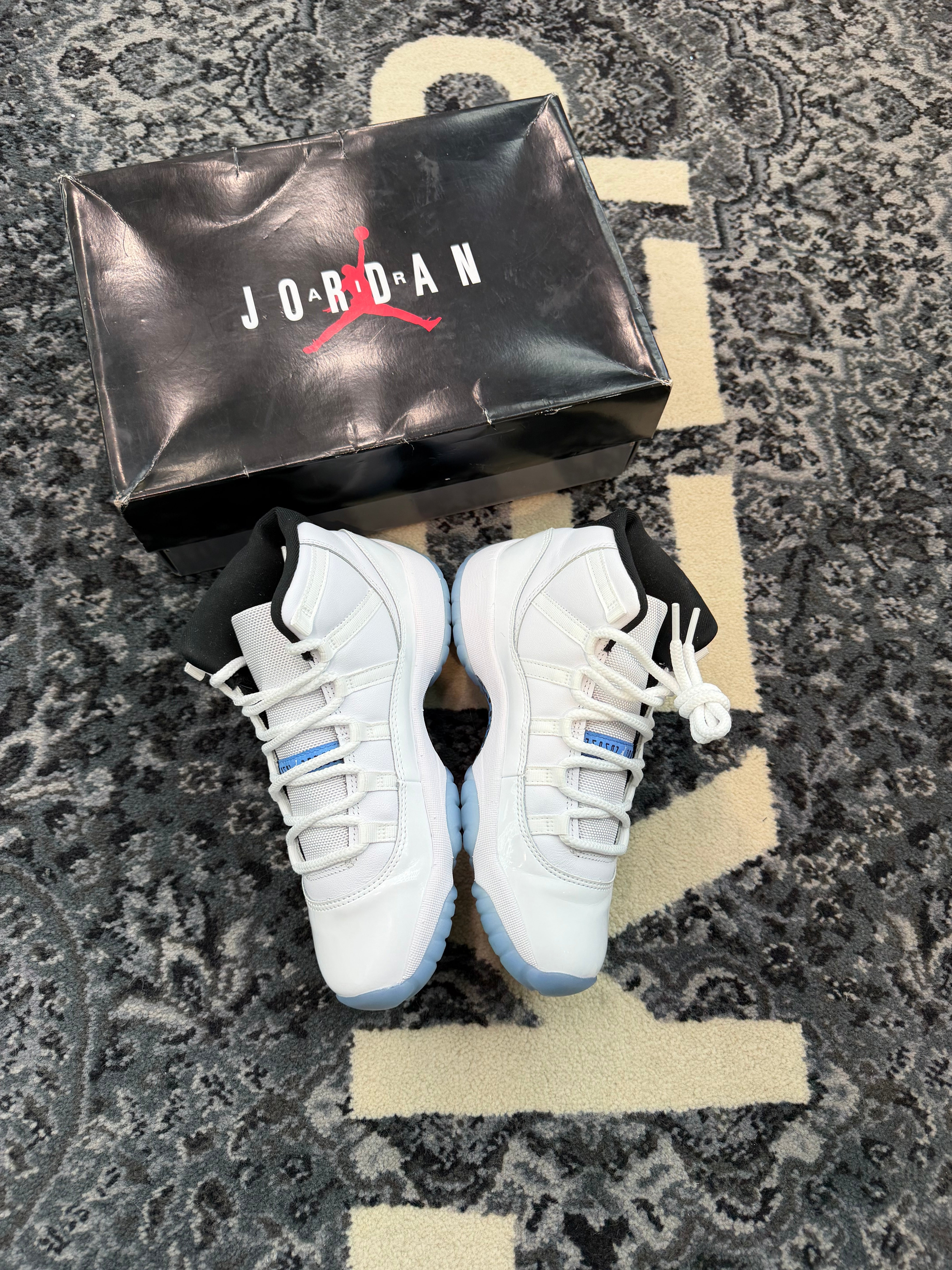 Jordan 11 “Legend Blue”