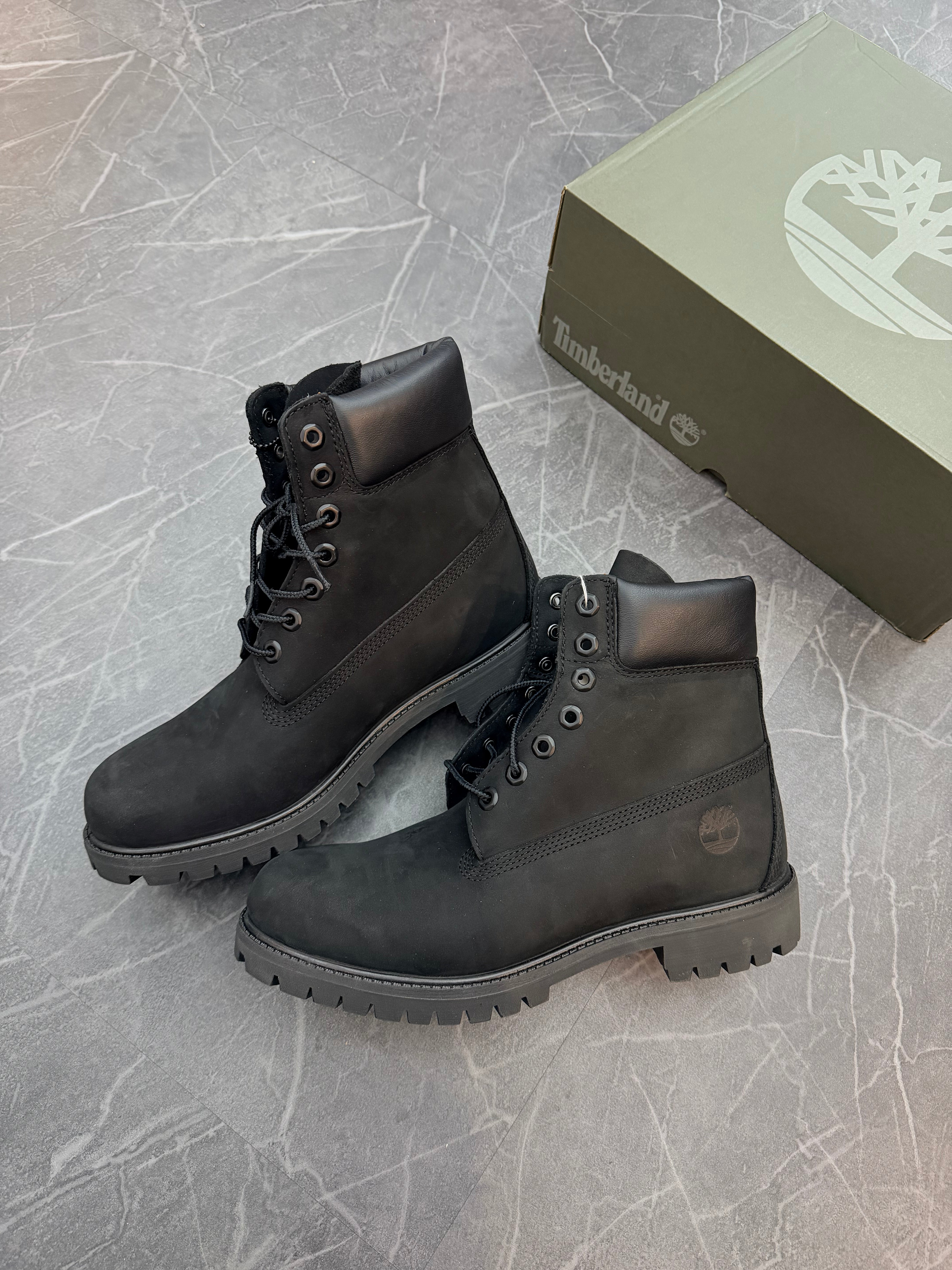 Timberland 6" Boot Black Nubuck Premium