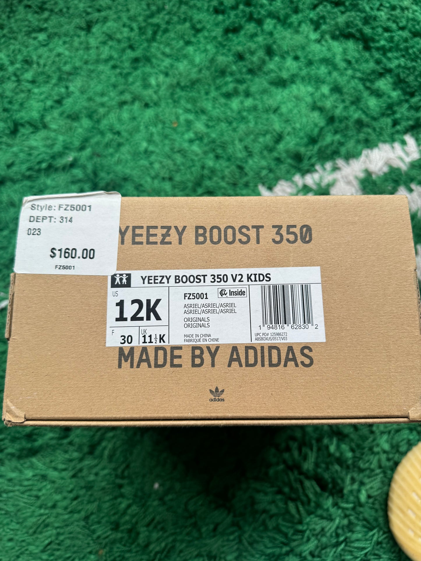 Yeezy 350 “Carbon” PS