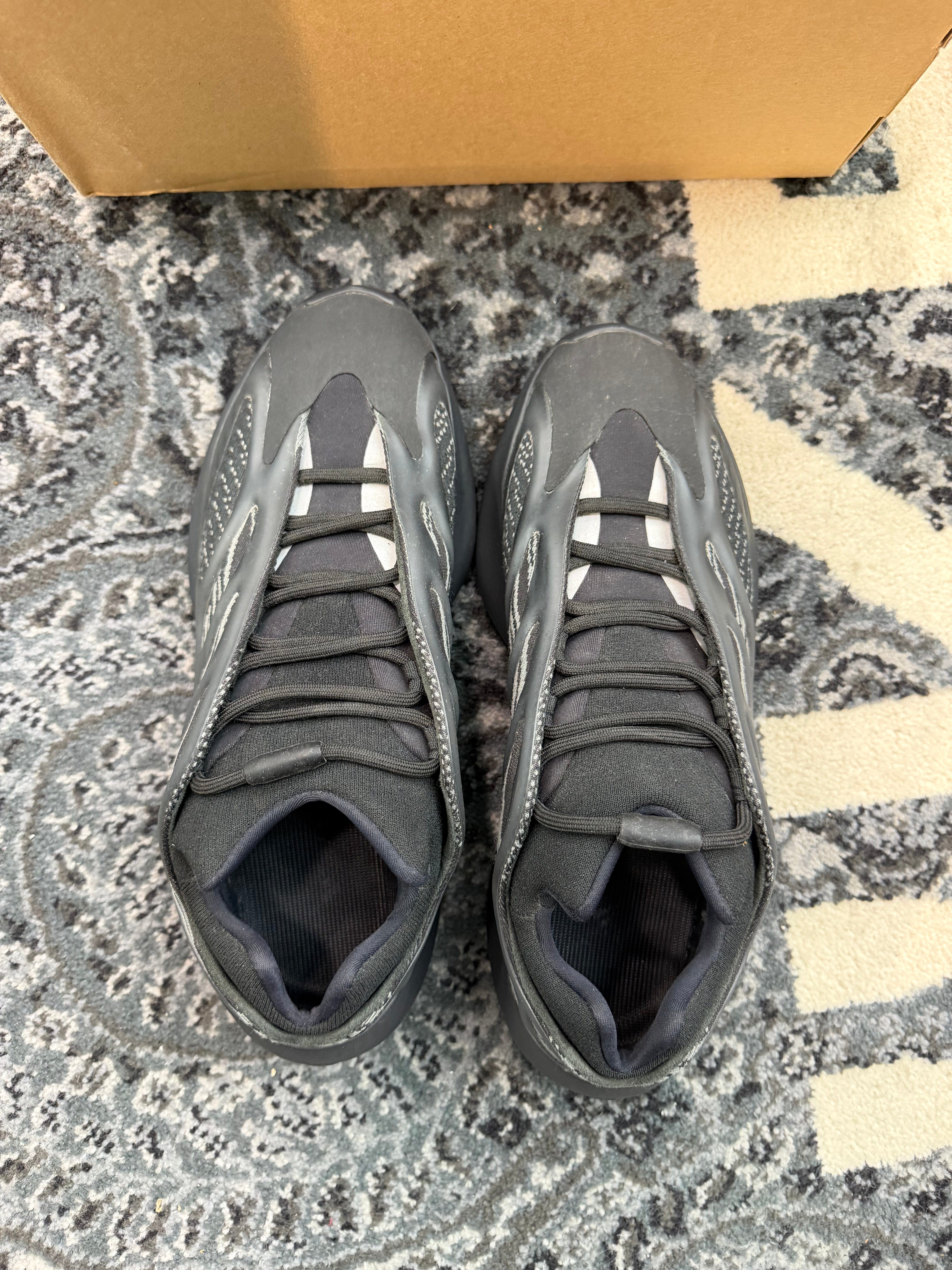 Yeezy 700 “Dark Glow”