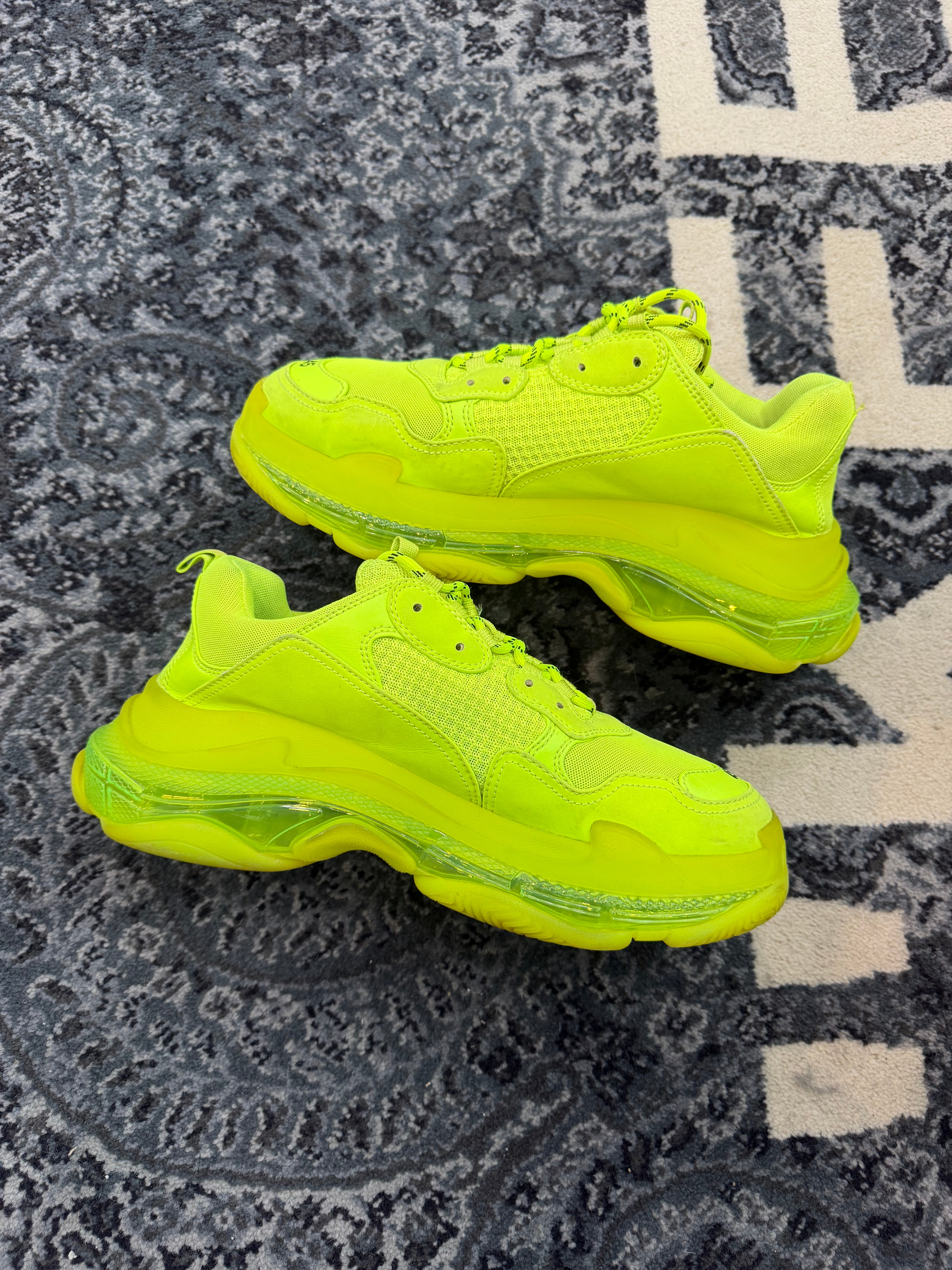 Balenciaga Triple S “Neon”