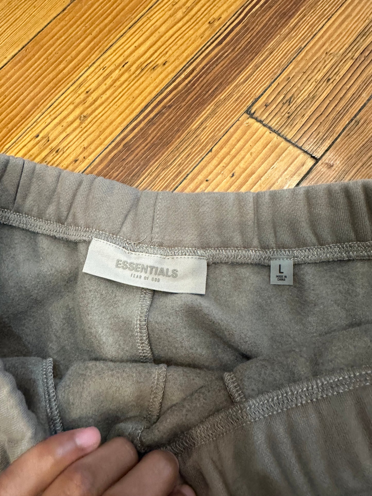 Essentials Sweatpants “Taupe”