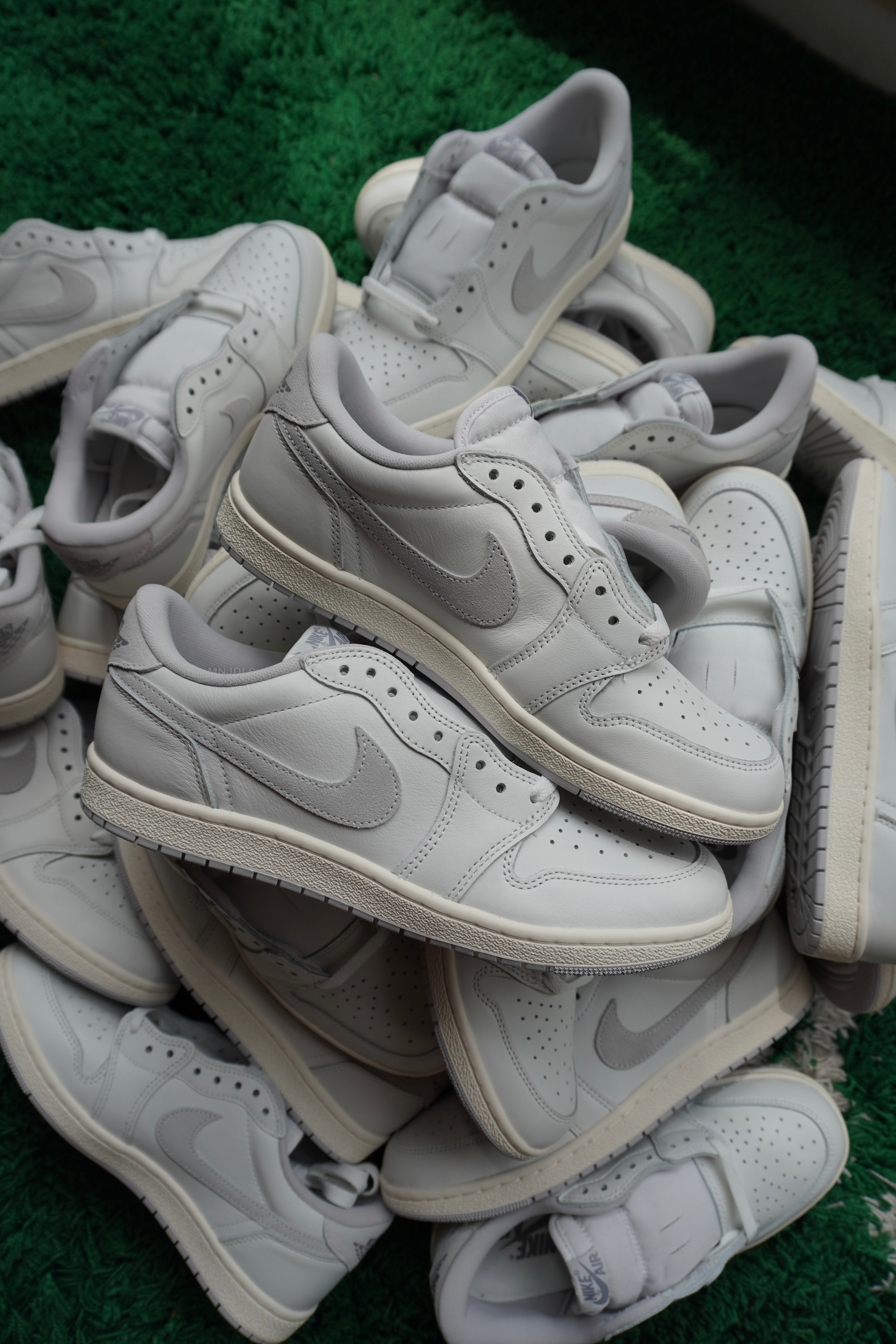 Jordan 1 Low ‘85 “Neutral Grey”
