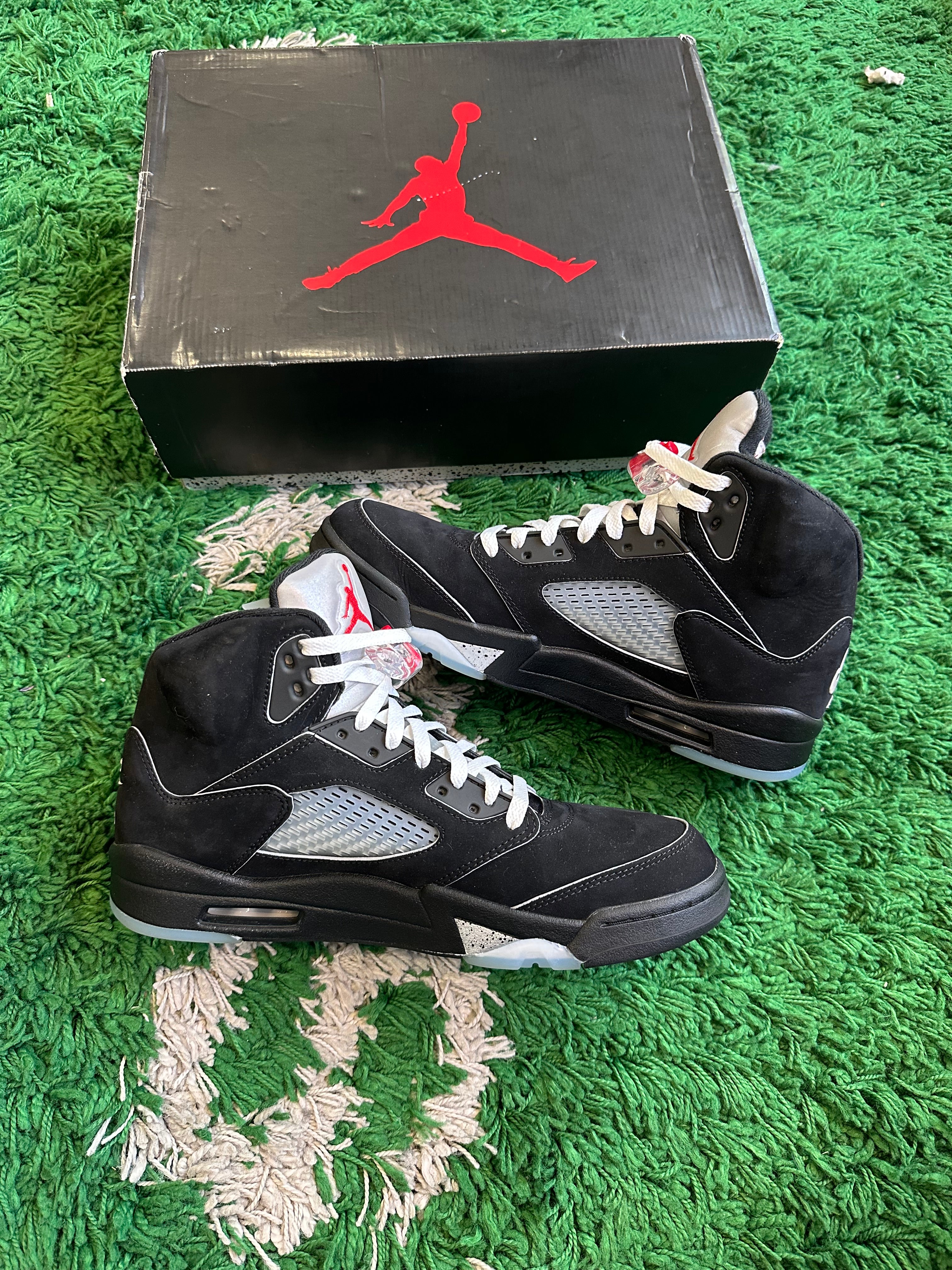 Jordan 5 “Black Metallic Reimagined”