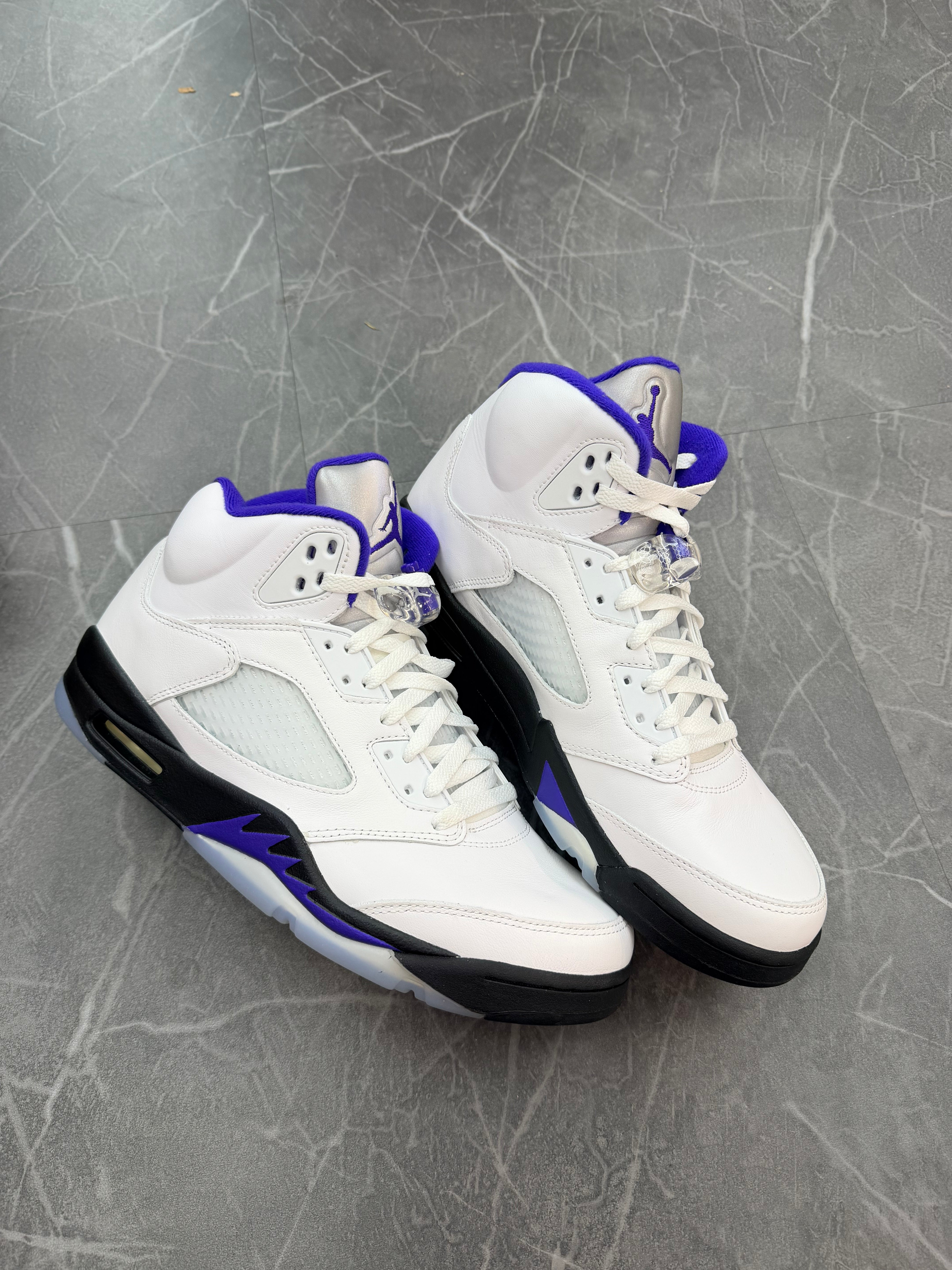 Jordan 5 “Dark Concord”