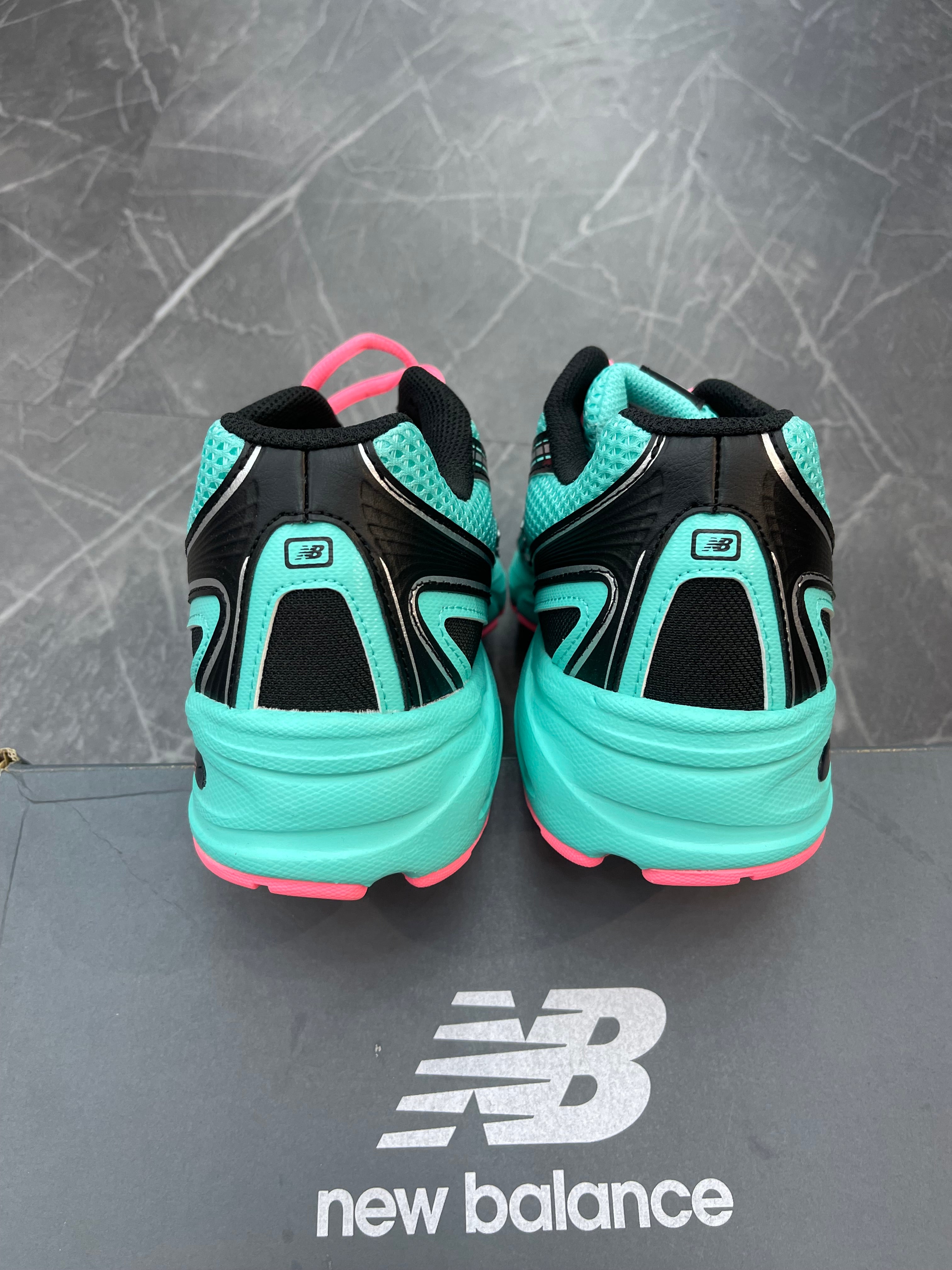 New Balance 740v2 “Cyber Jade”