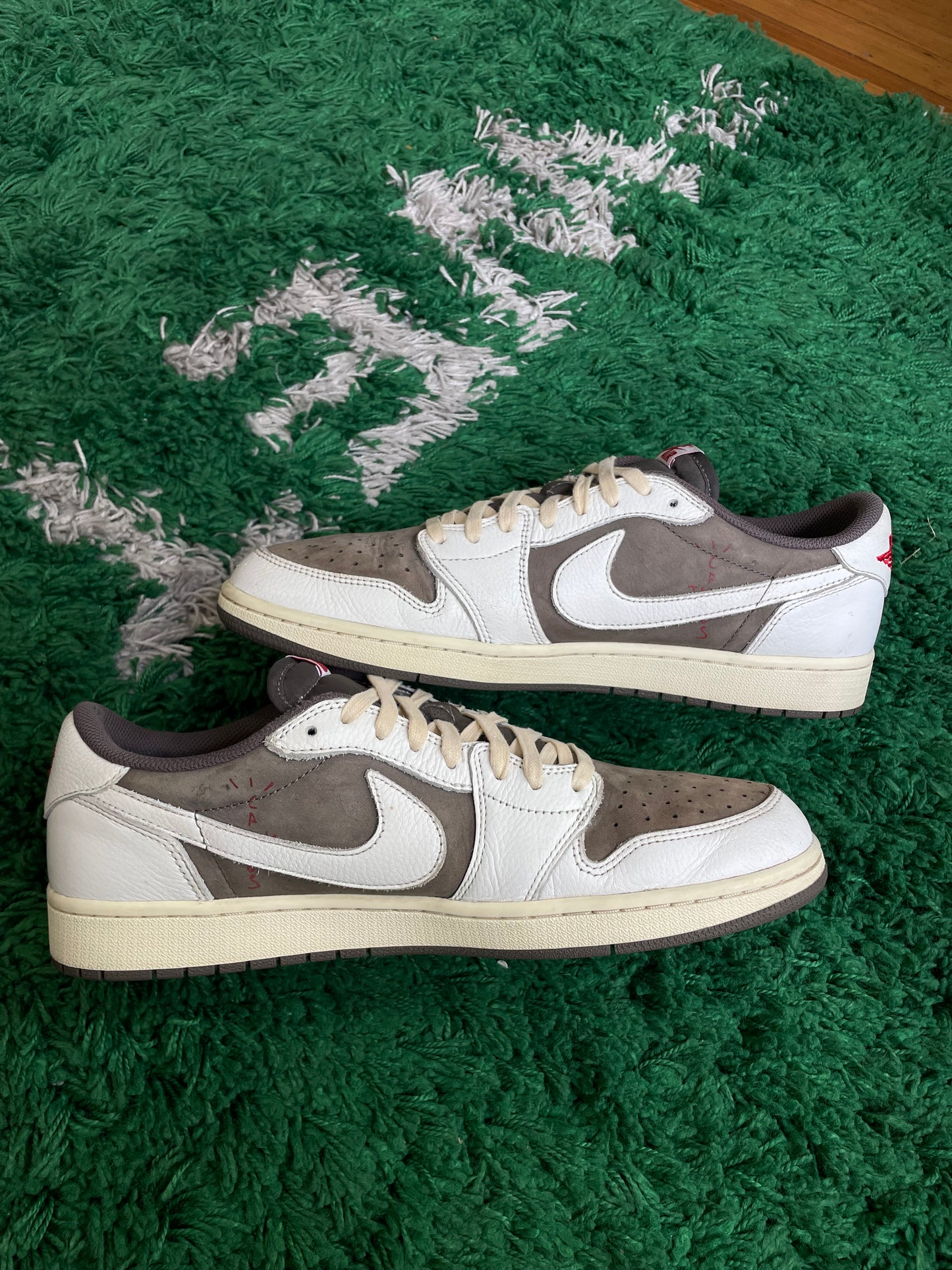 Jordan 1 Low x Travis Scott “Reverse Mocha”