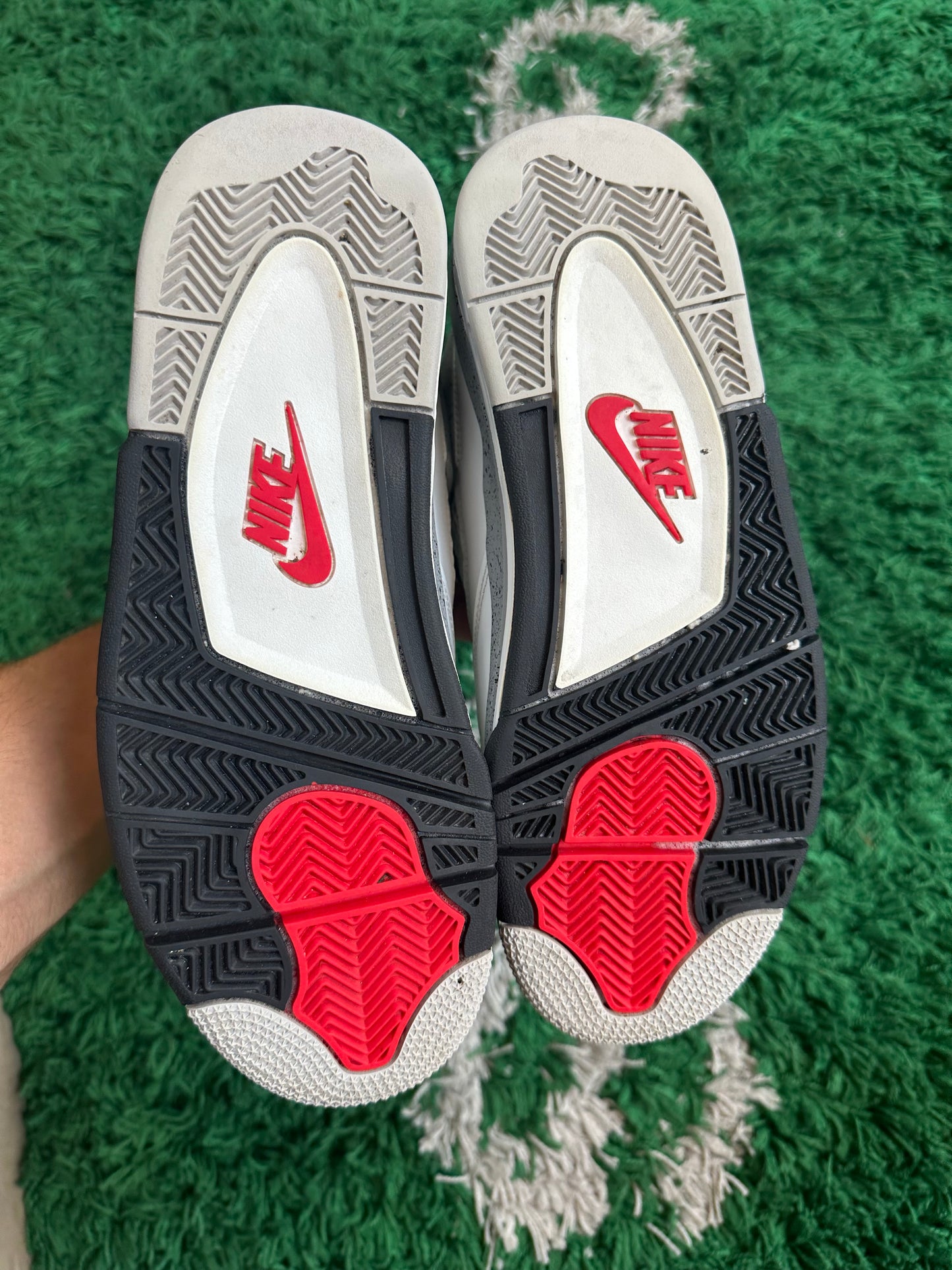 Jordan 4 “White Cement”