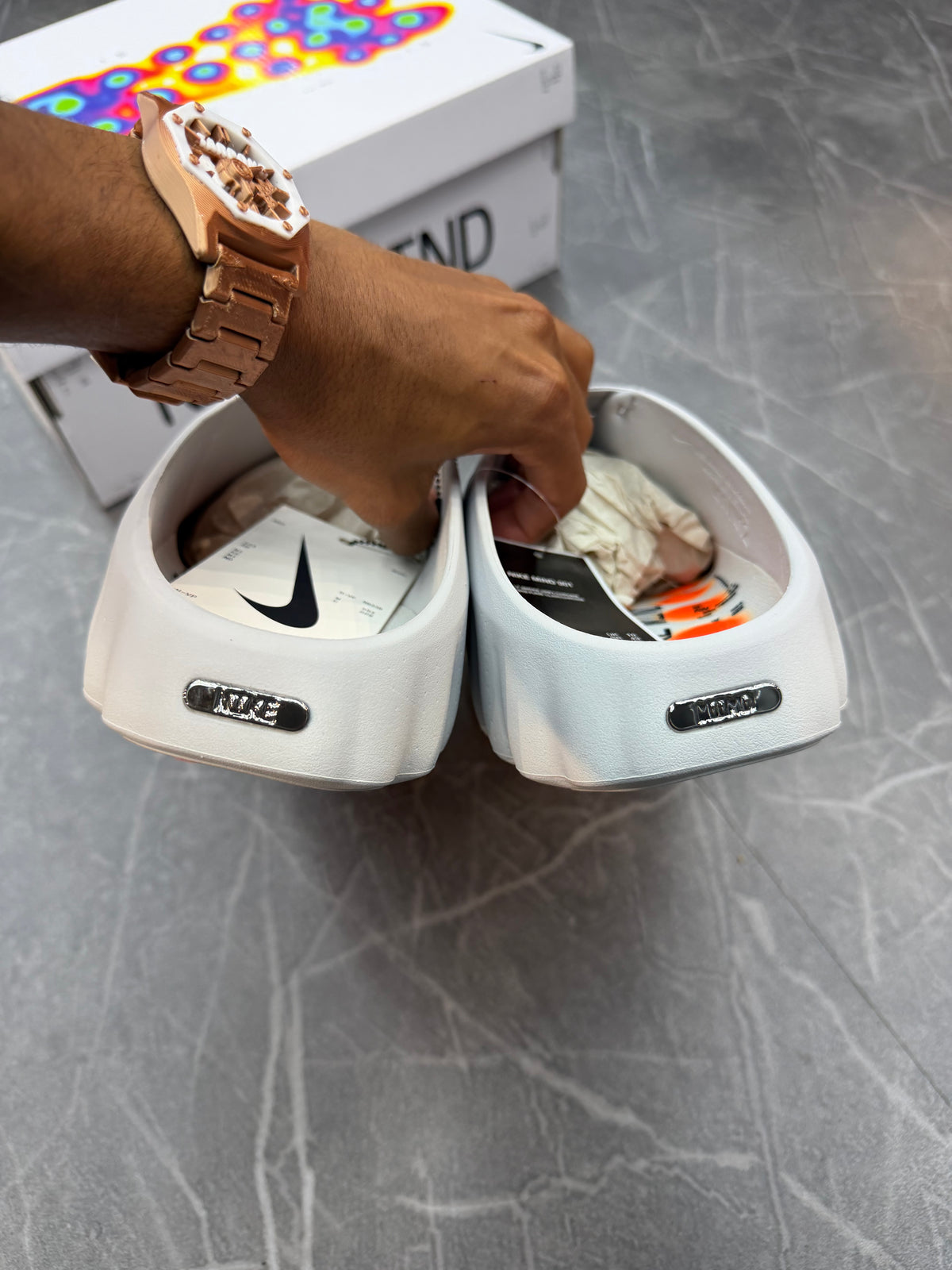 Nike Mind Slide “Light Smoke Grey”