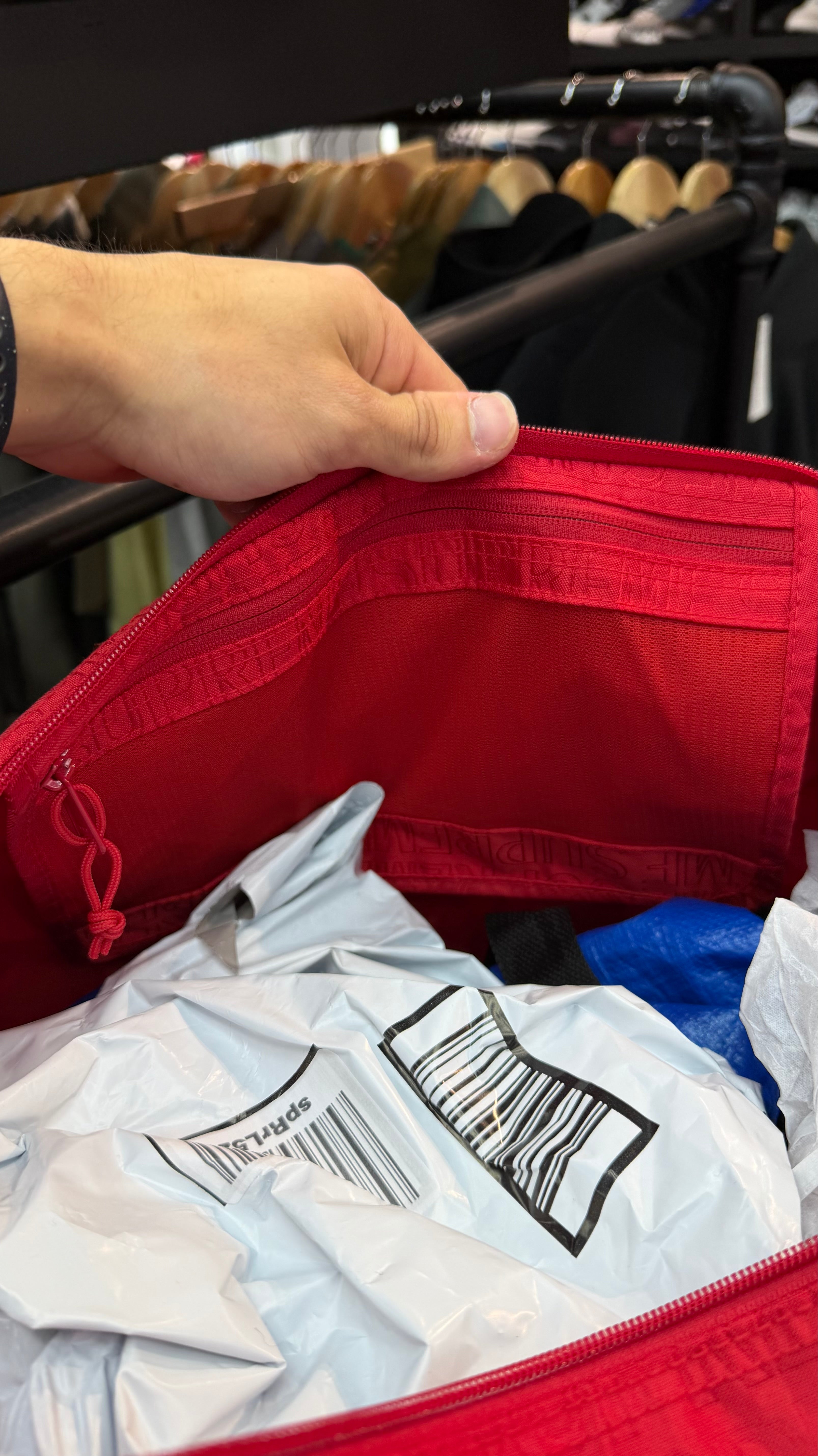 Supreme SS19 Duffle Bag “Red”