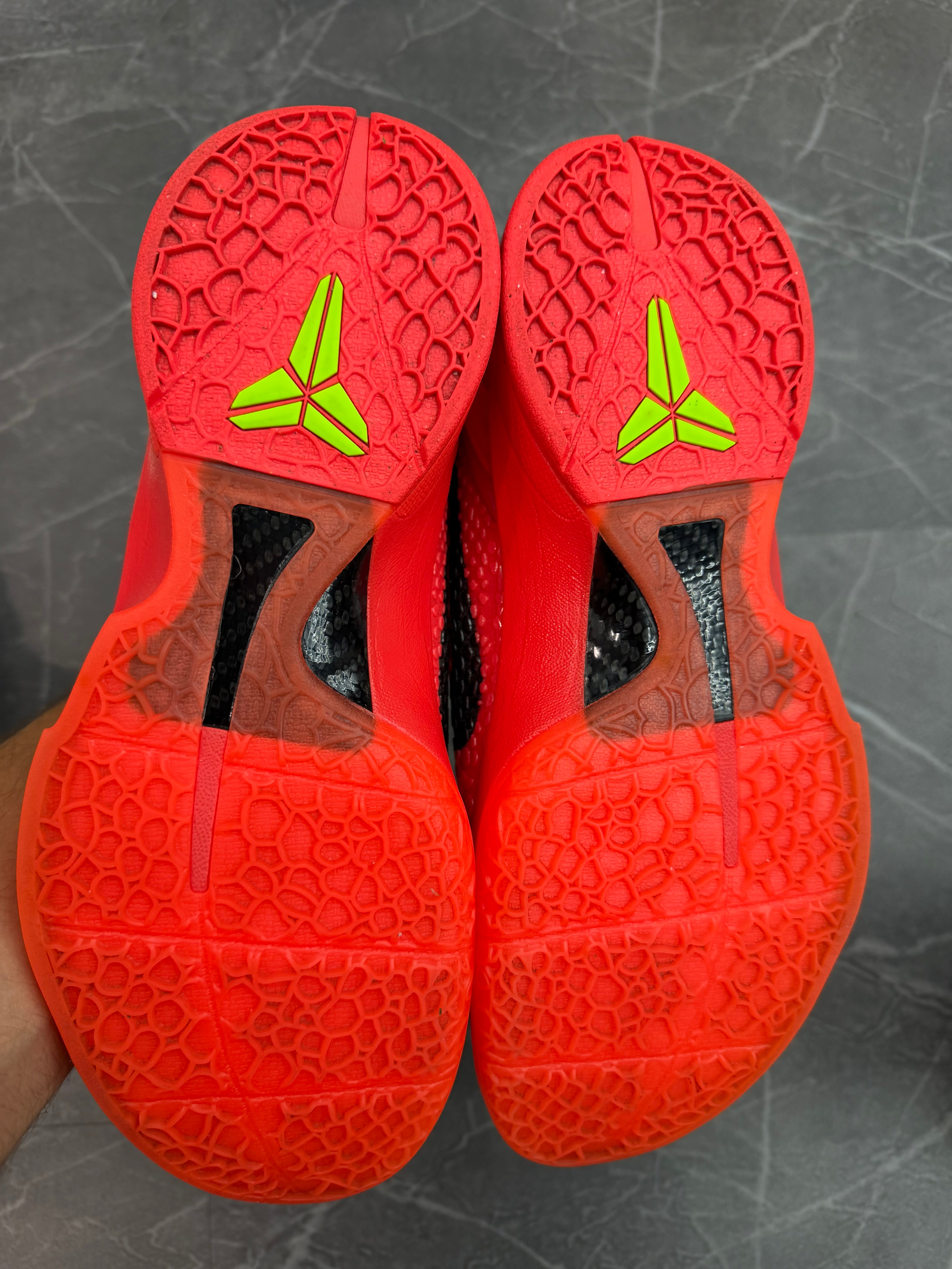 Nike Kobe 6 Protro “Reverse Grinch”