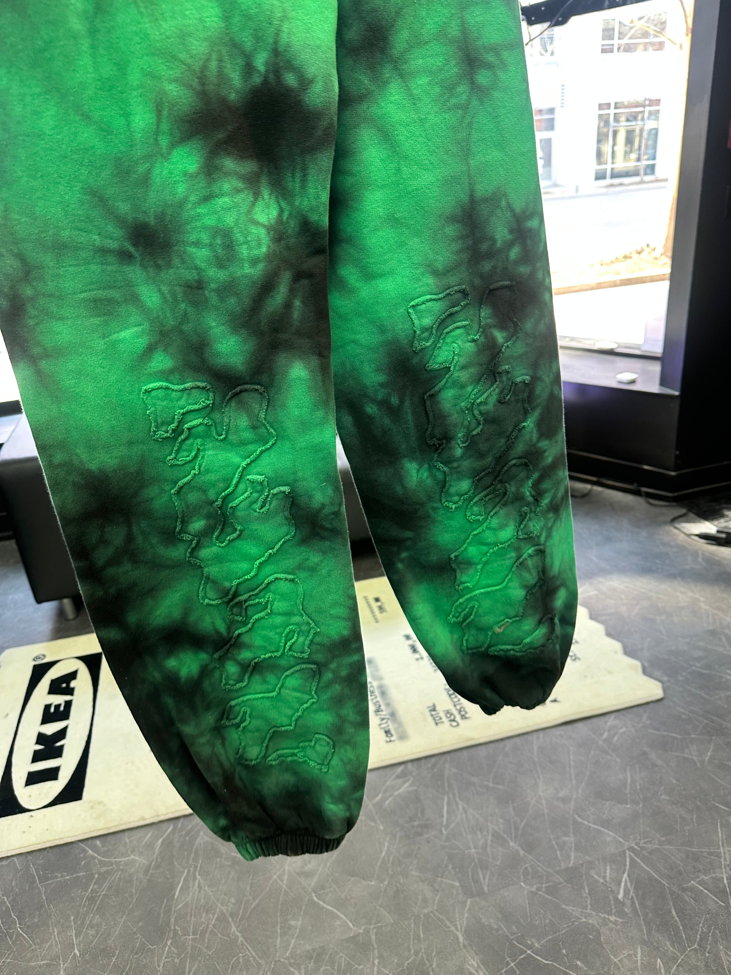 Saturday Steal Off White Sweatpants (M)