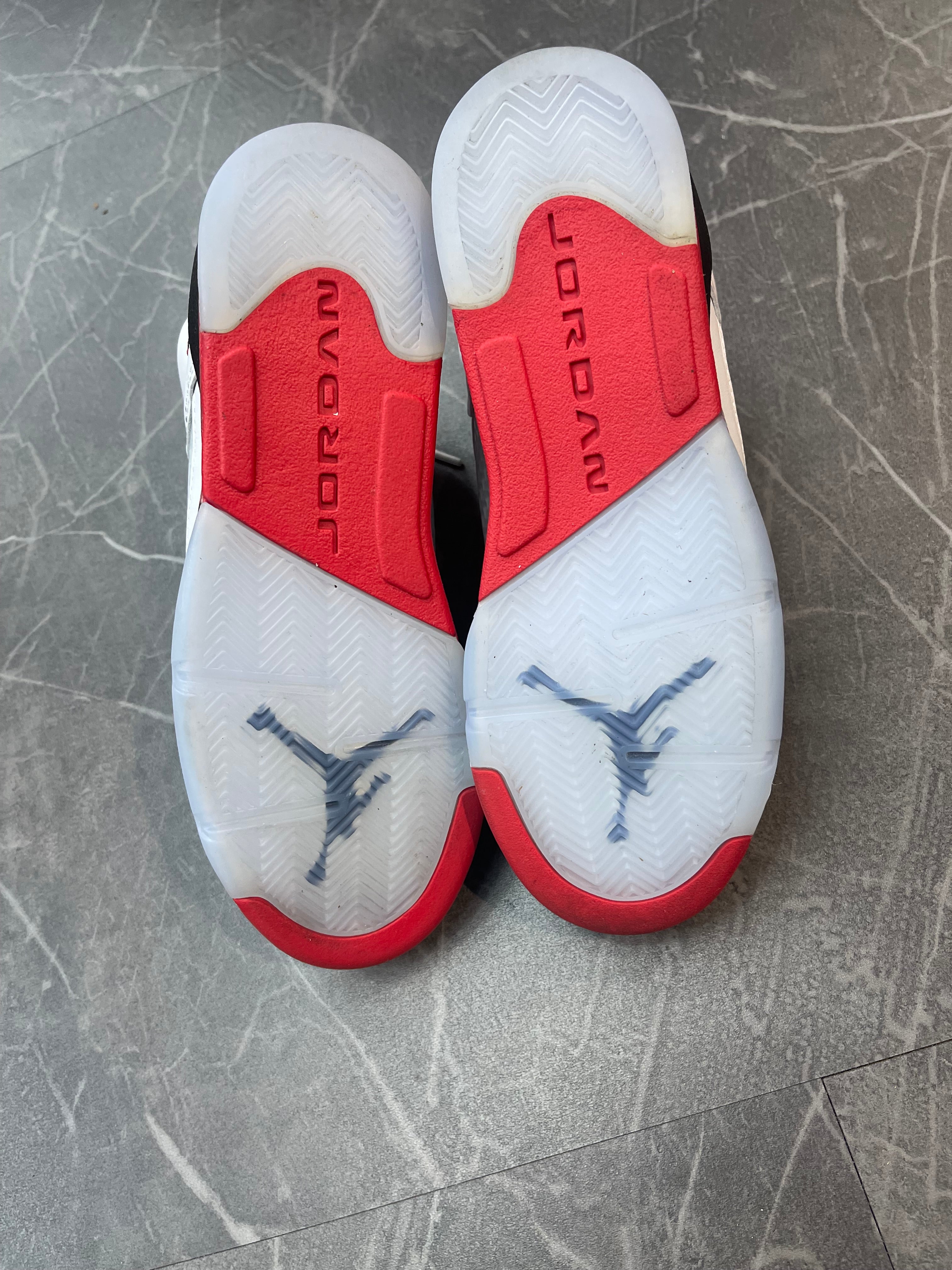 Jordan 5 “Fire Red Black Tongue”