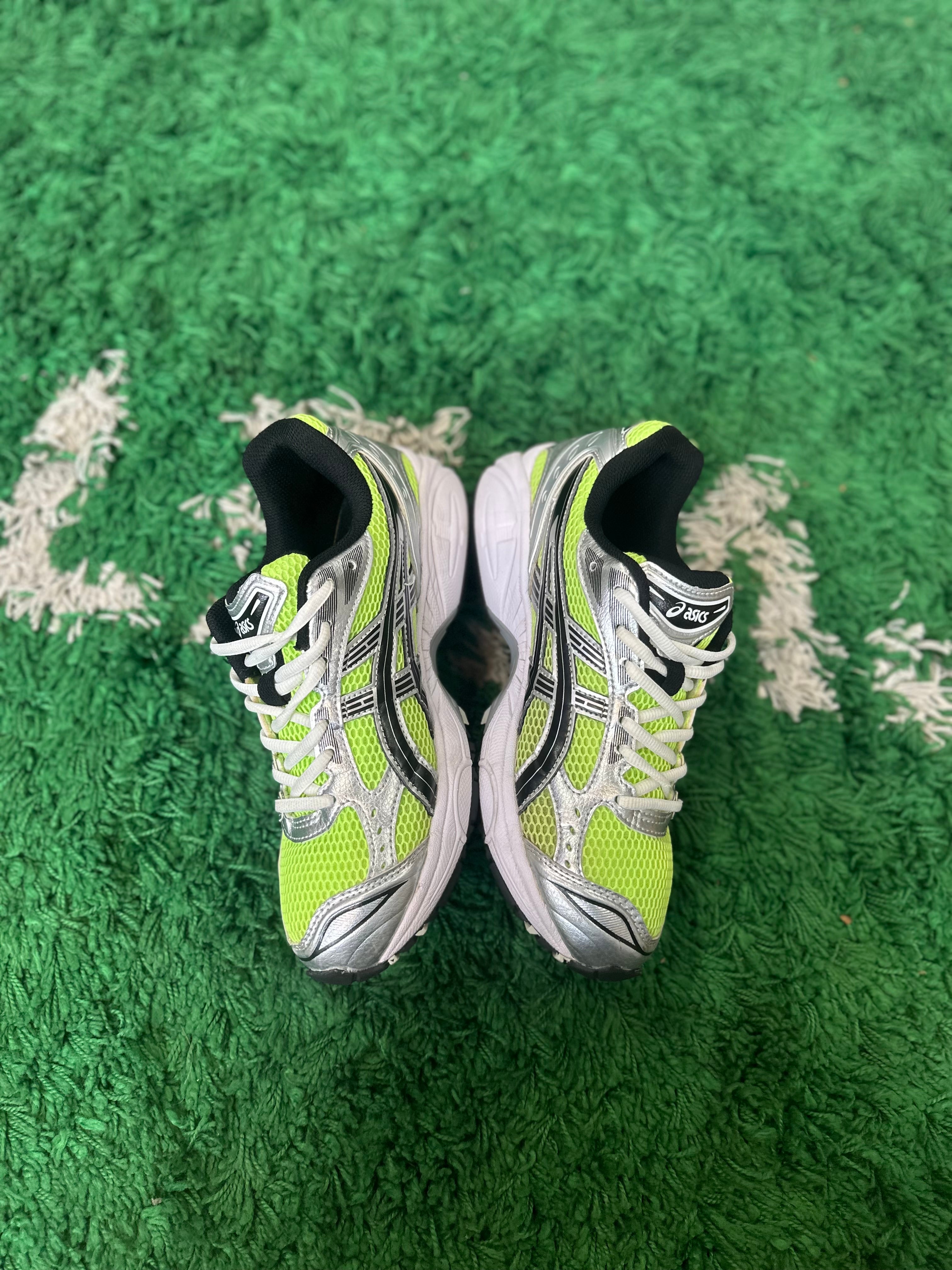 ASICS Gel-Kayano 14 “illuminate Yellow”