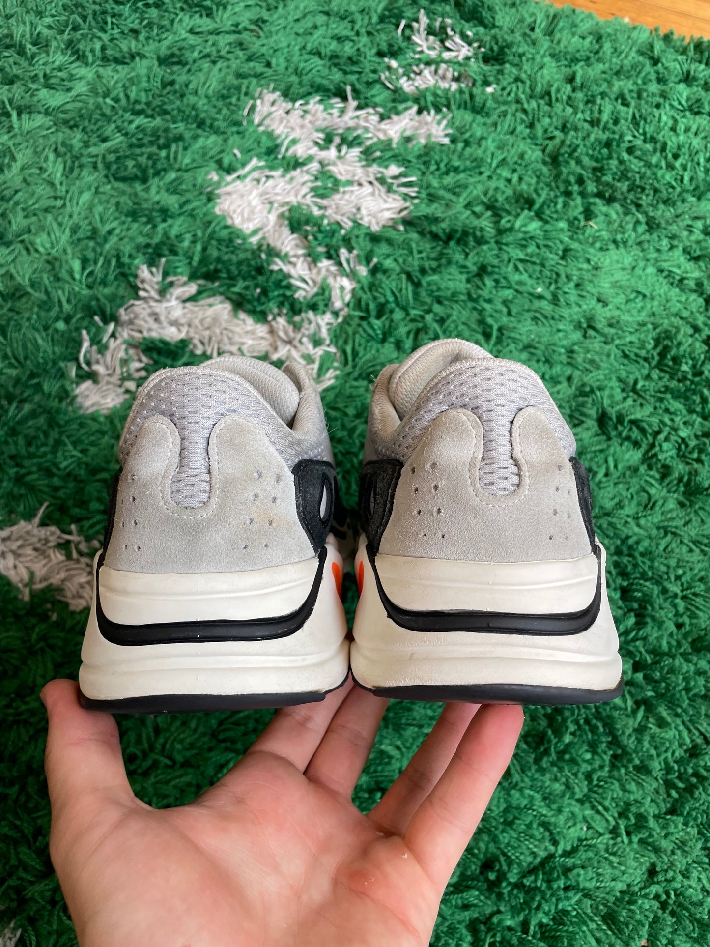 Yeezy 700 “Wave Runner”