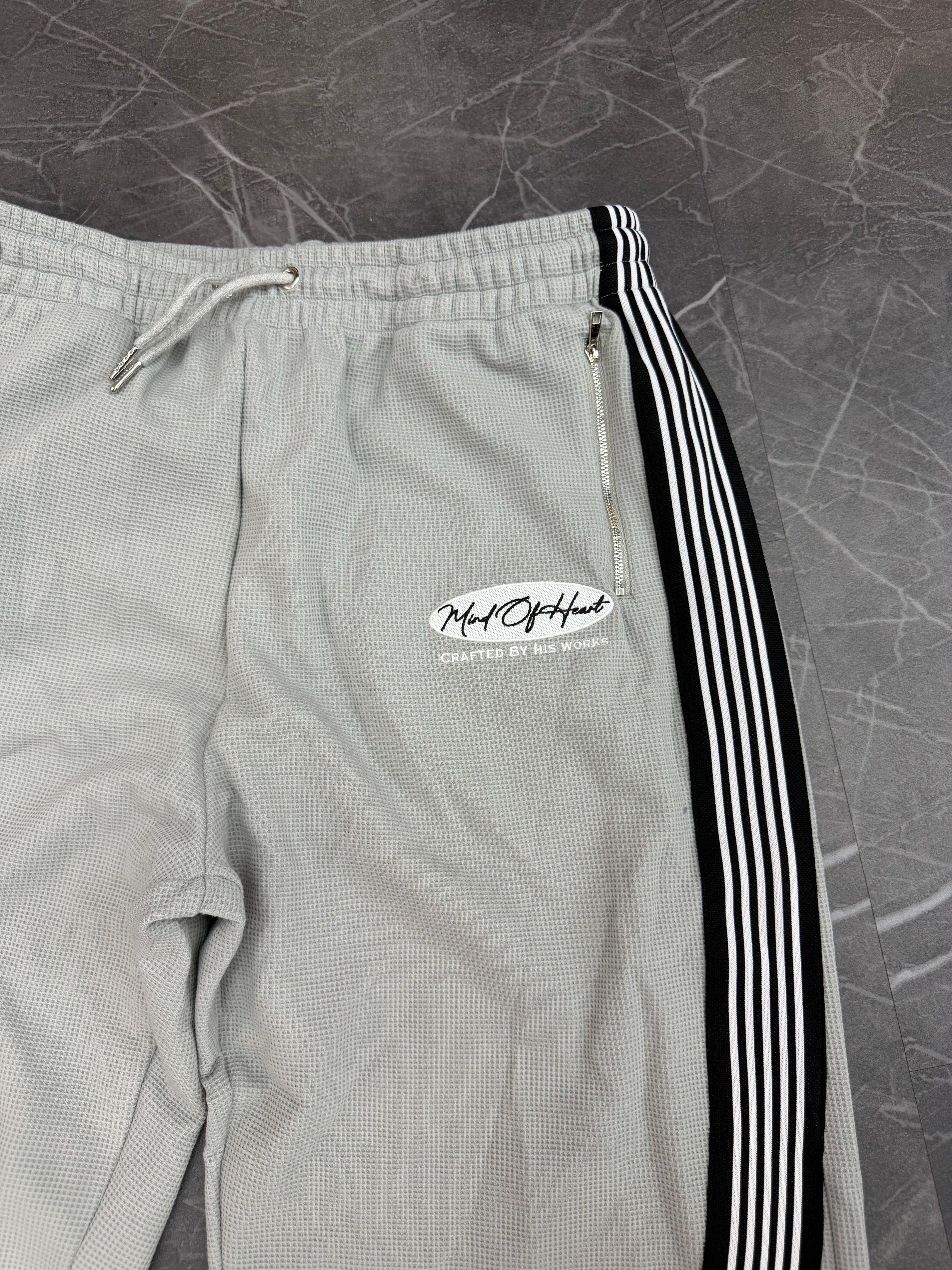 Mind of Heart Waffle Sweatpants “Grey”